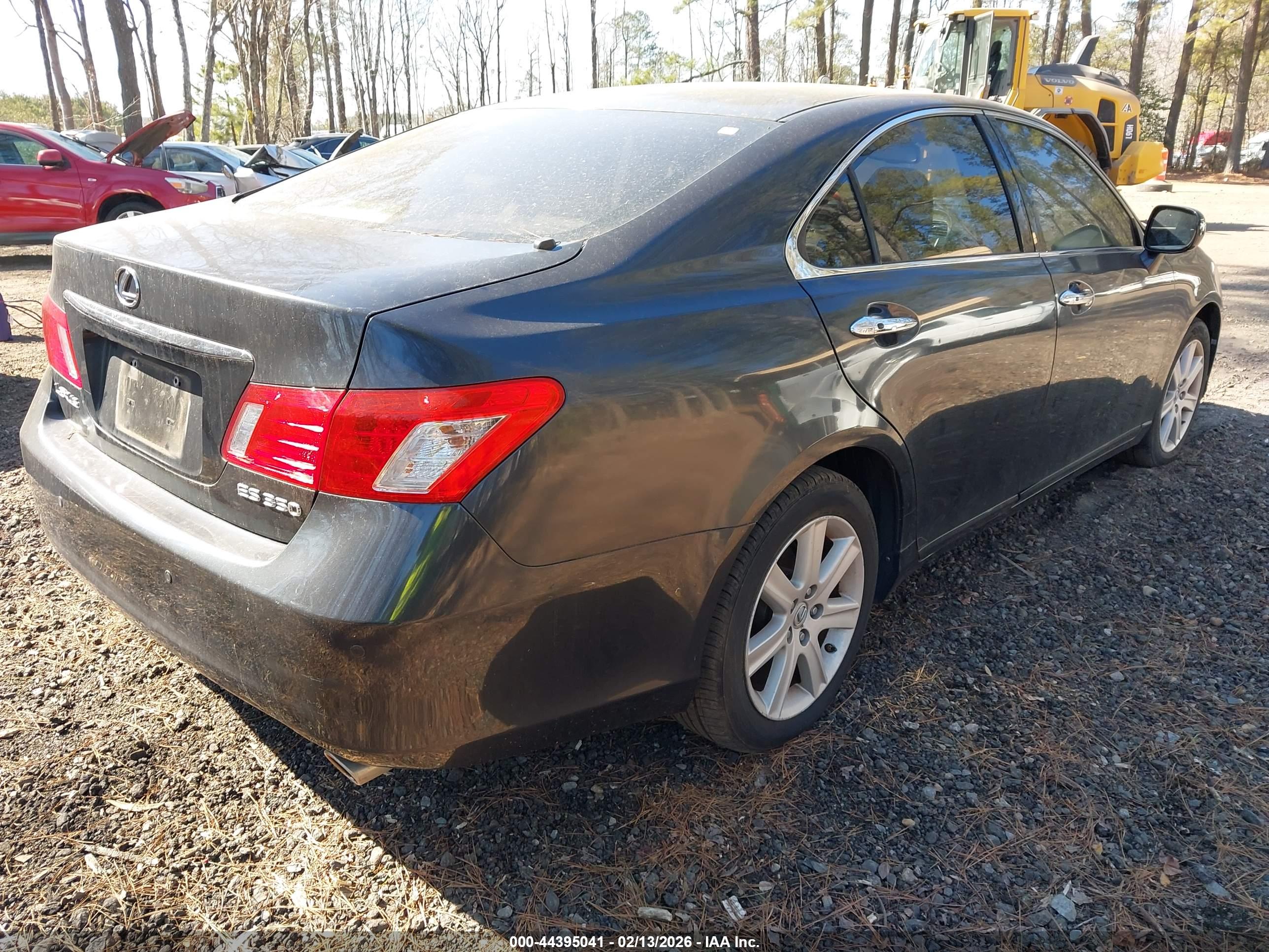 LEXUS ES image 4