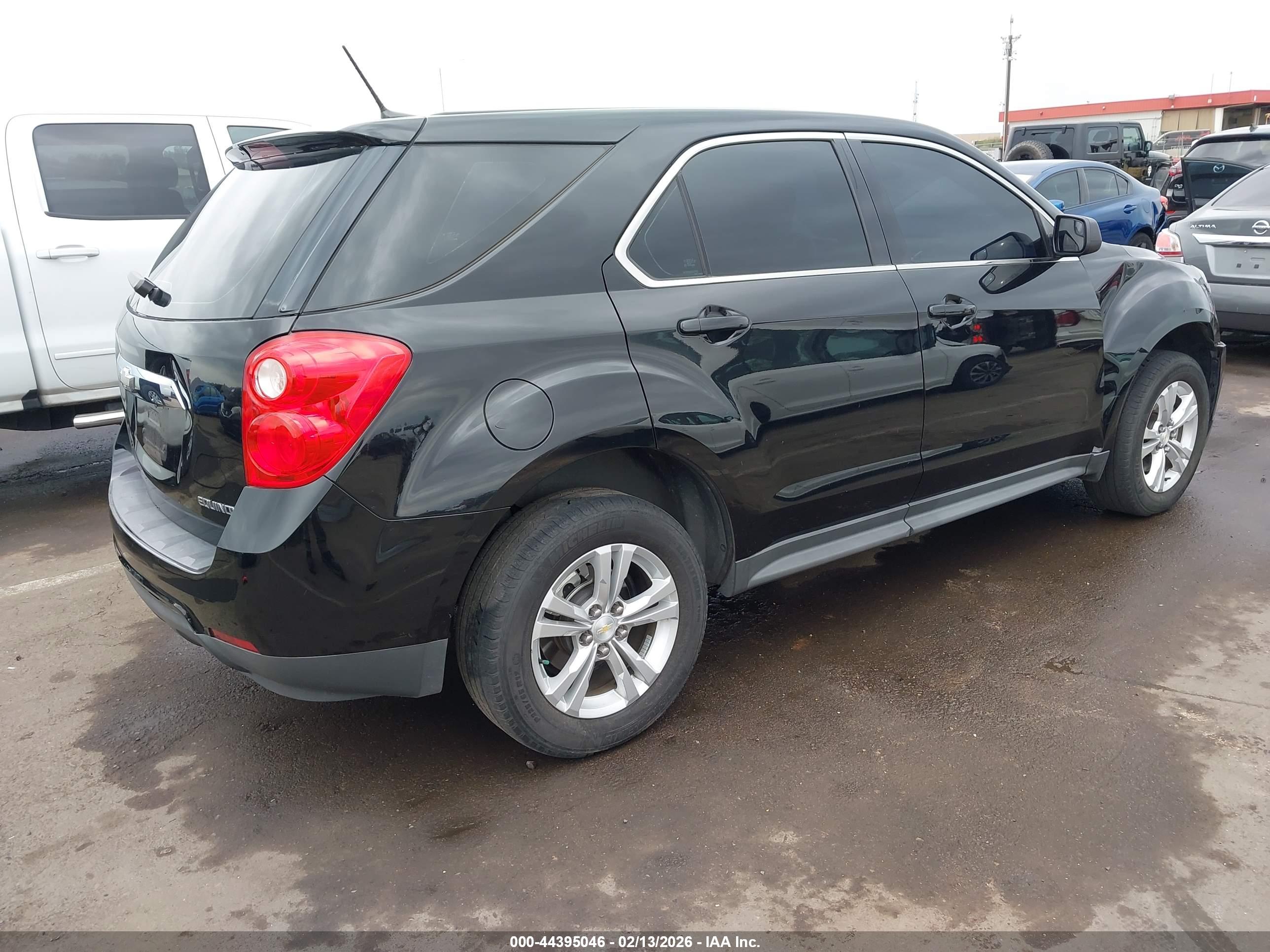 CHEVROLET EQUINOX image 4