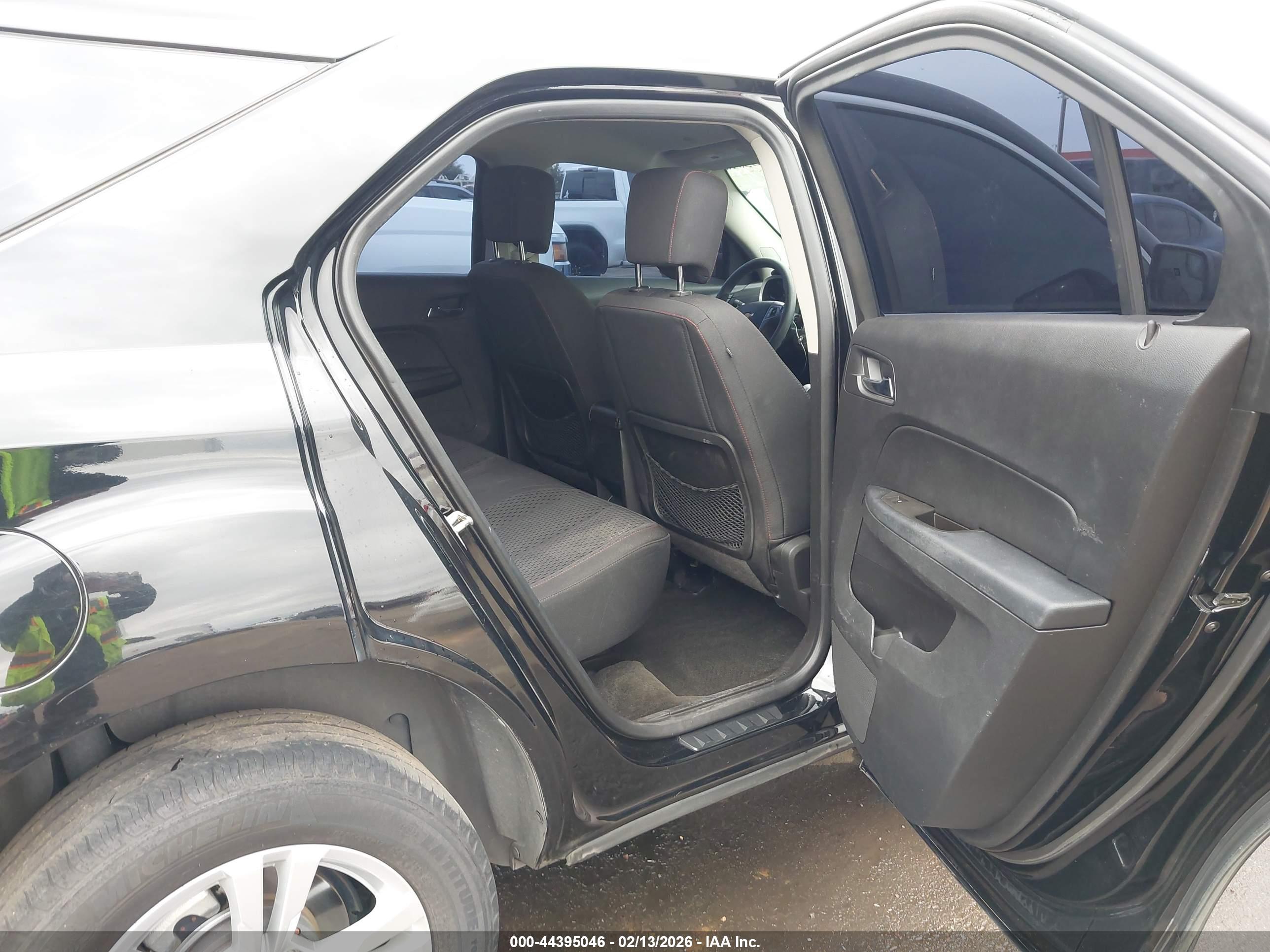 CHEVROLET EQUINOX image 8