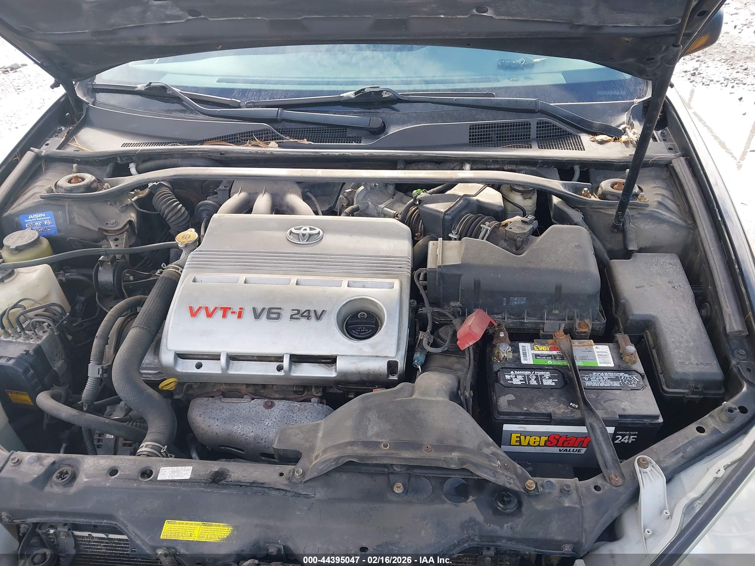 TOYOTA CAMRY image 10