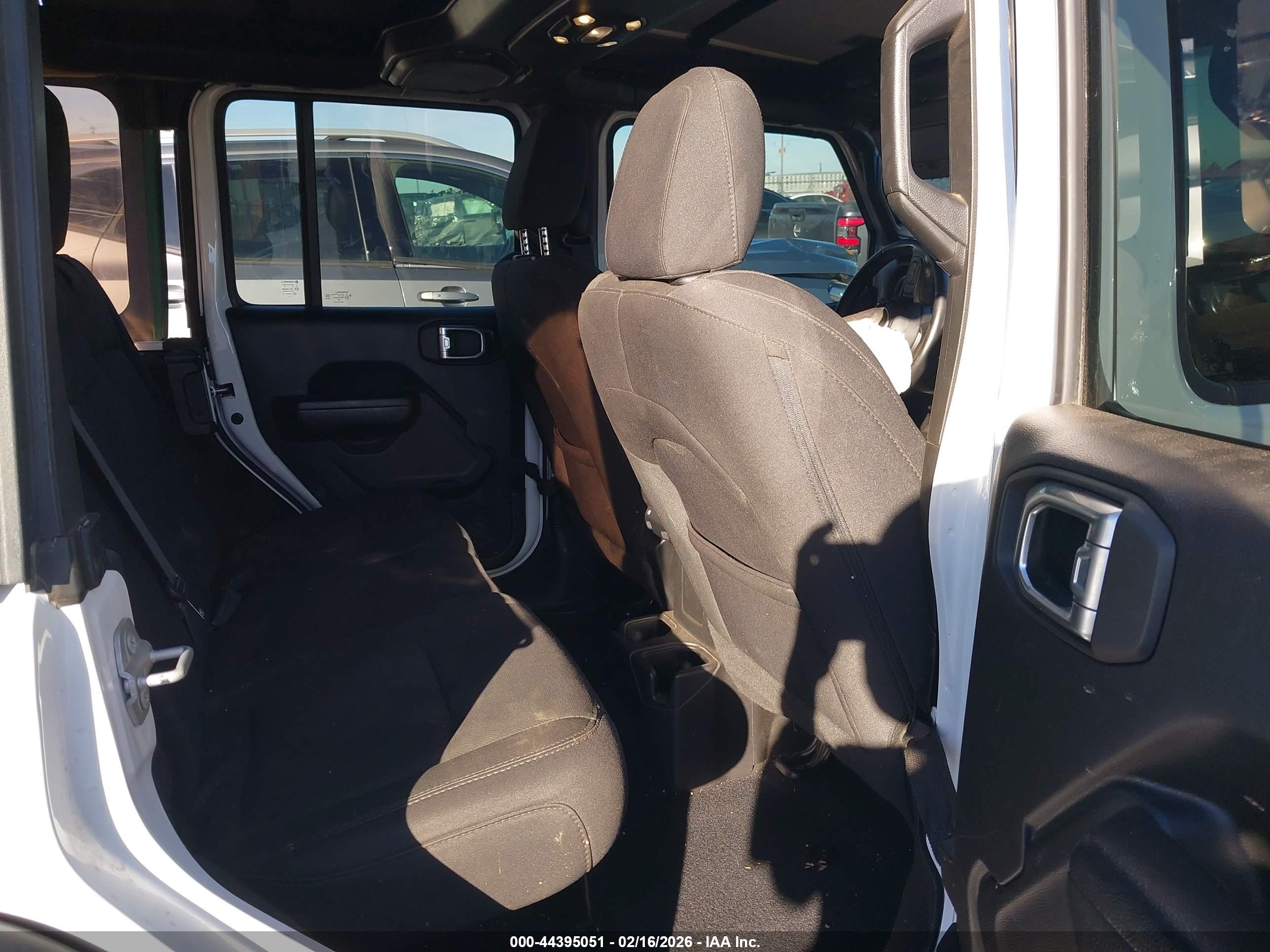 JEEP WRANGLER image 8