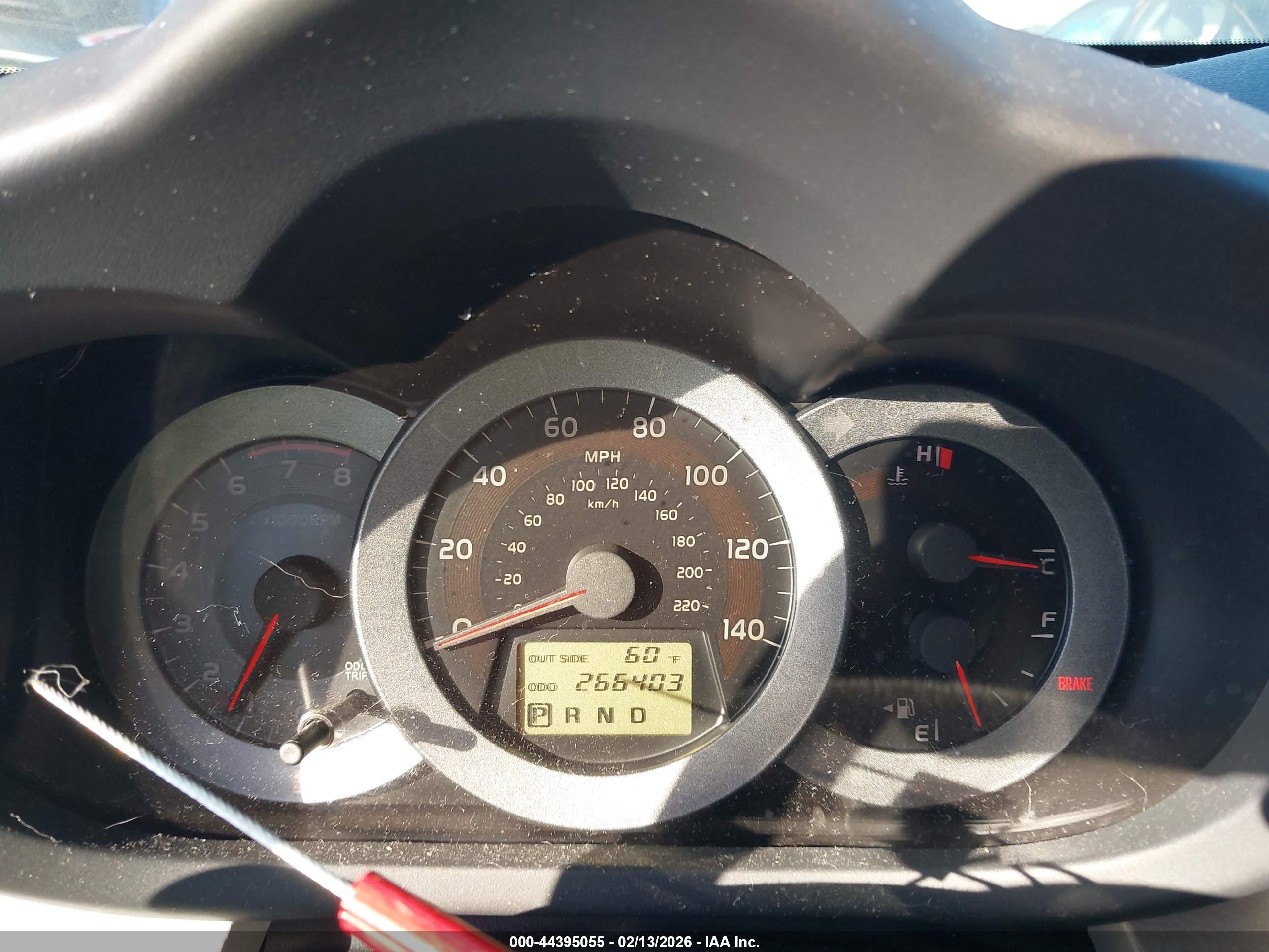 TOYOTA RAV4 image 7
