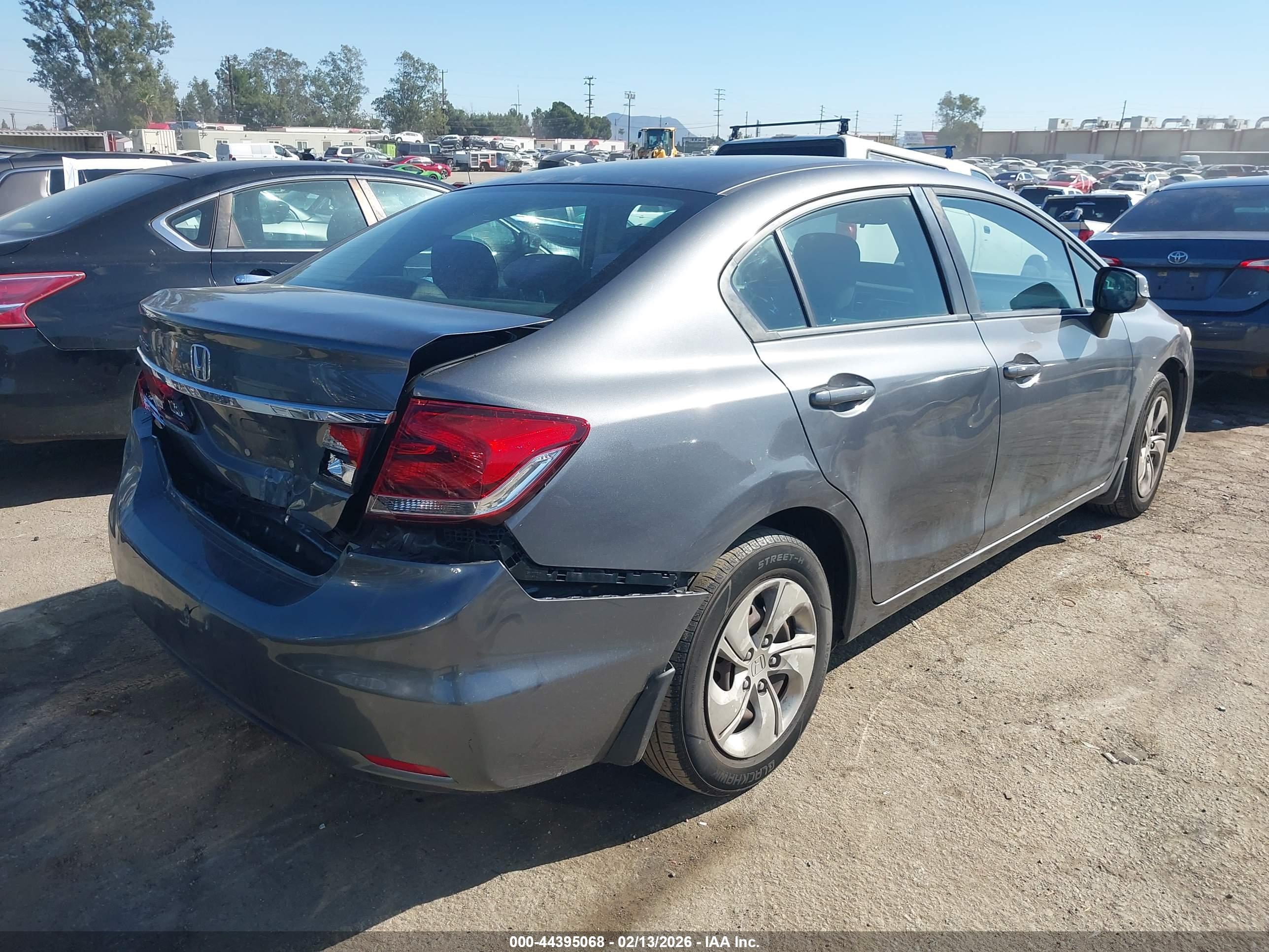 HONDA CIVIC image 4