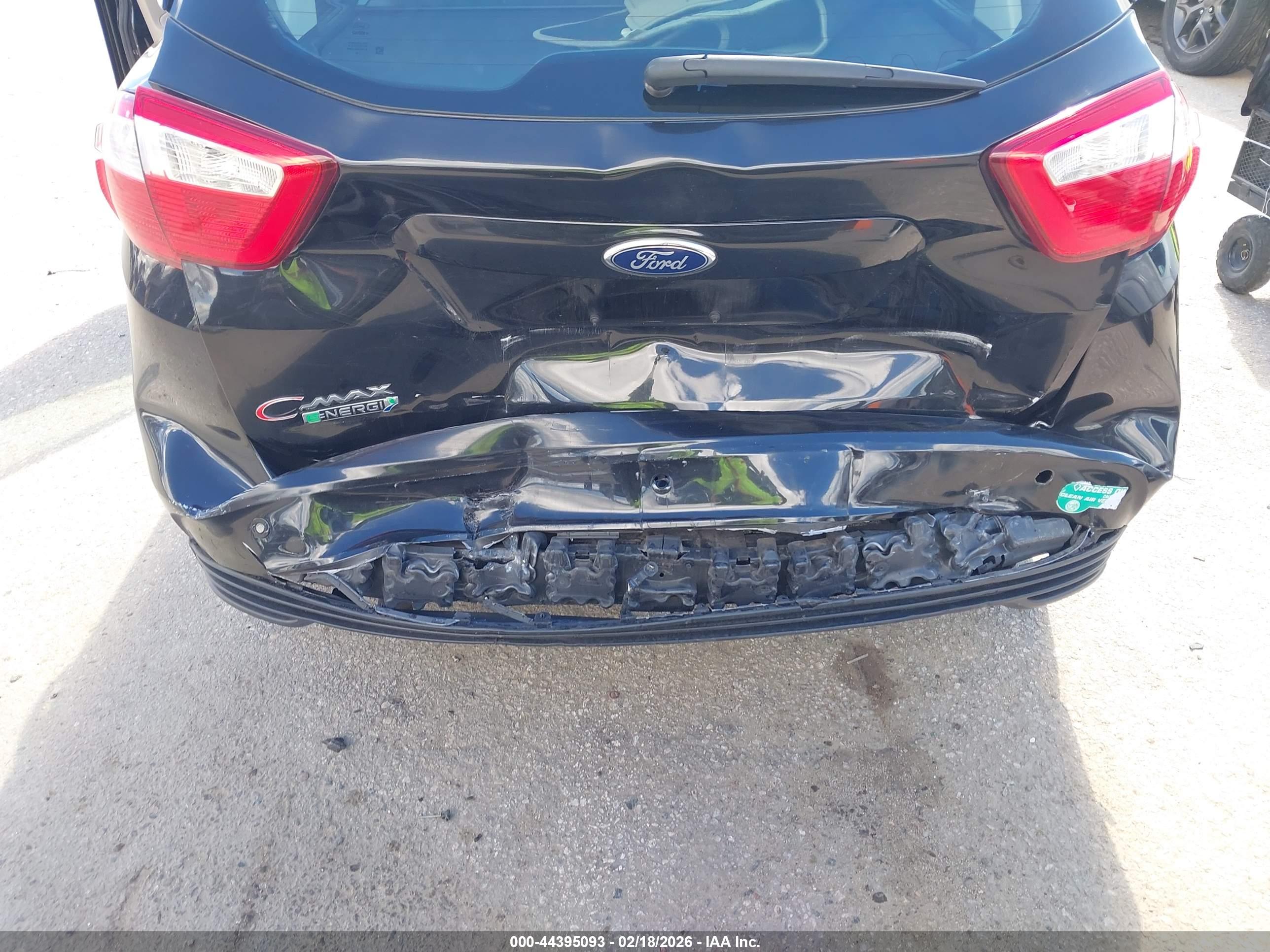 FORD C-MAX image 6