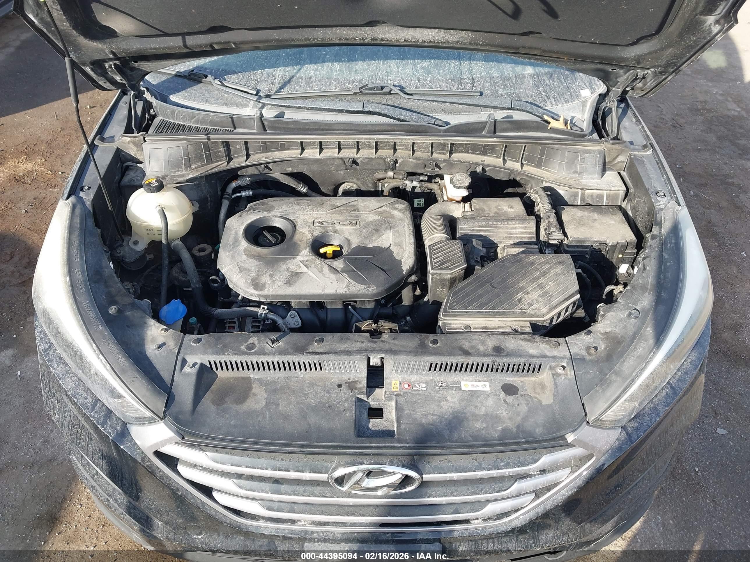 HYUNDAI TUCSON image 10