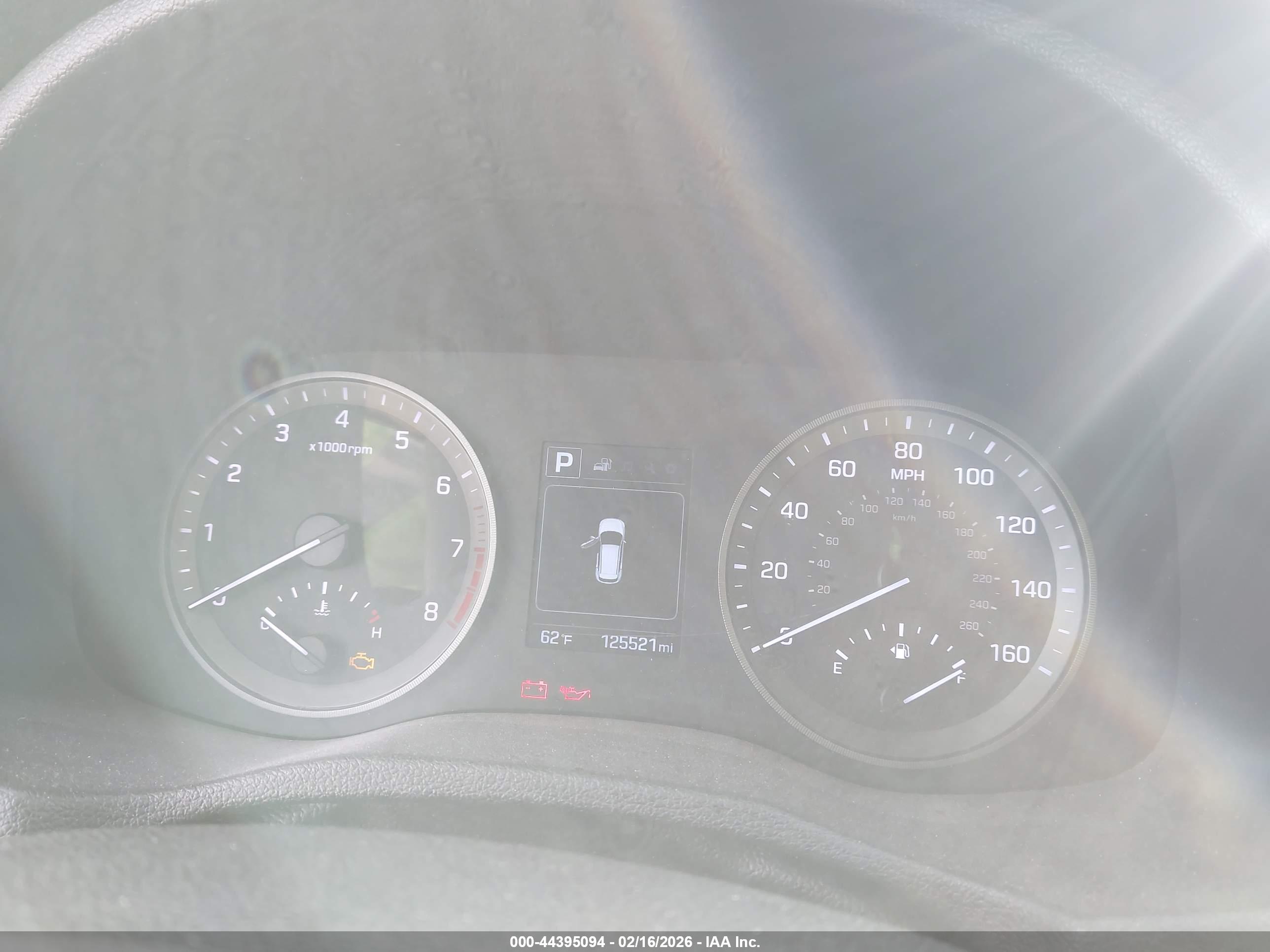 HYUNDAI TUCSON image 7