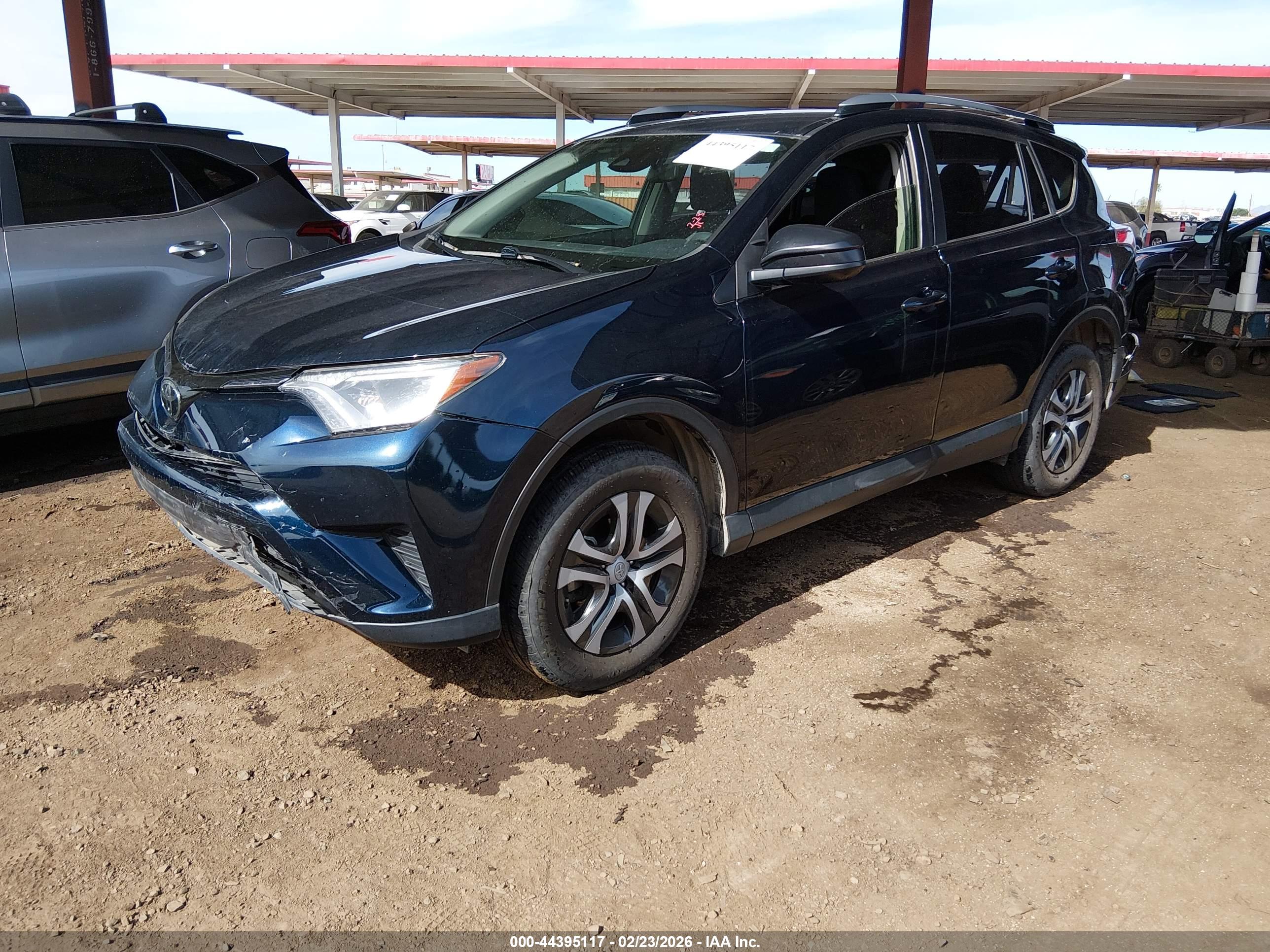 TOYOTA RAV4 image 2