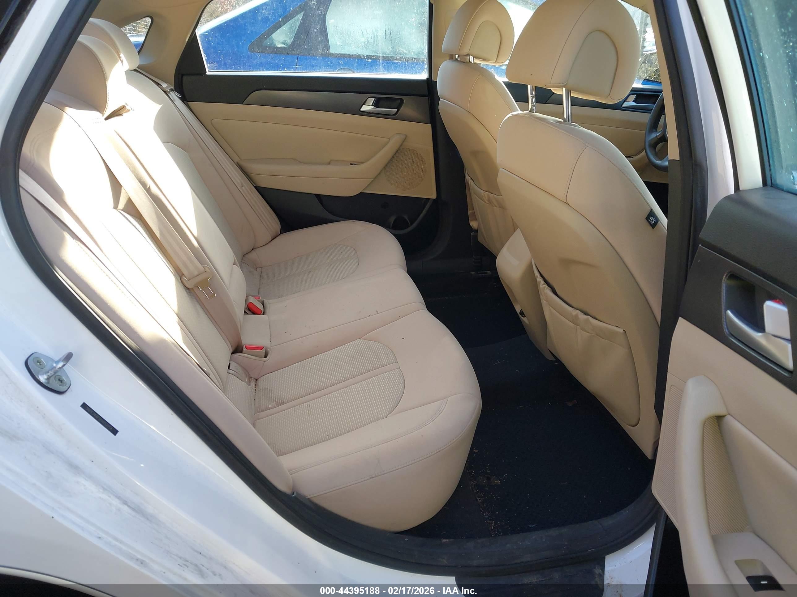 HYUNDAI SONATA image 8