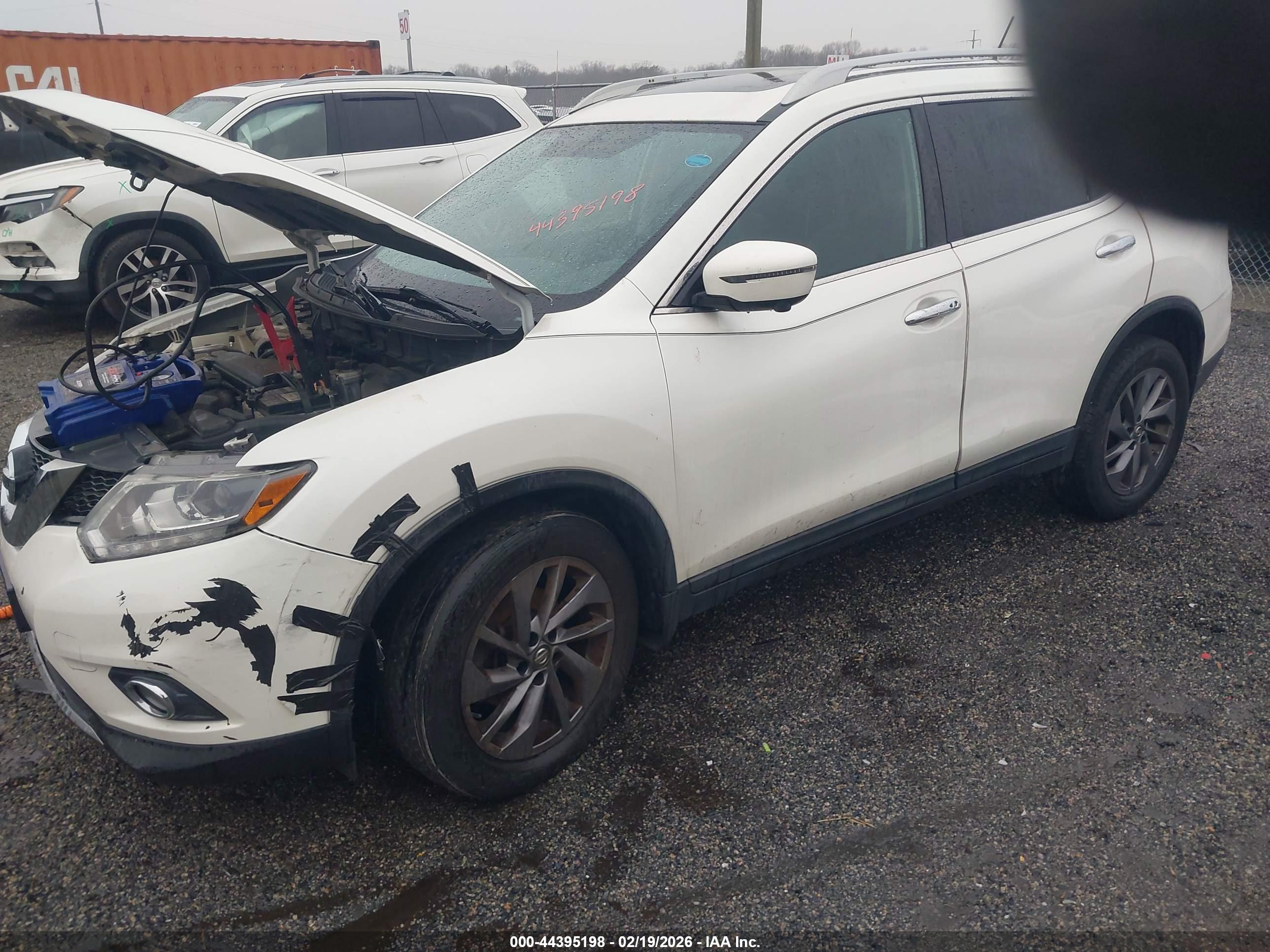 NISSAN ROGUE image 2