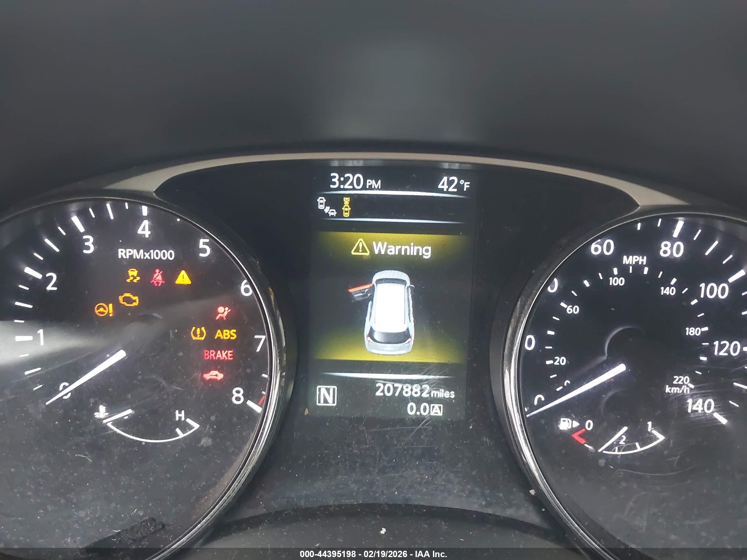 NISSAN ROGUE image 7