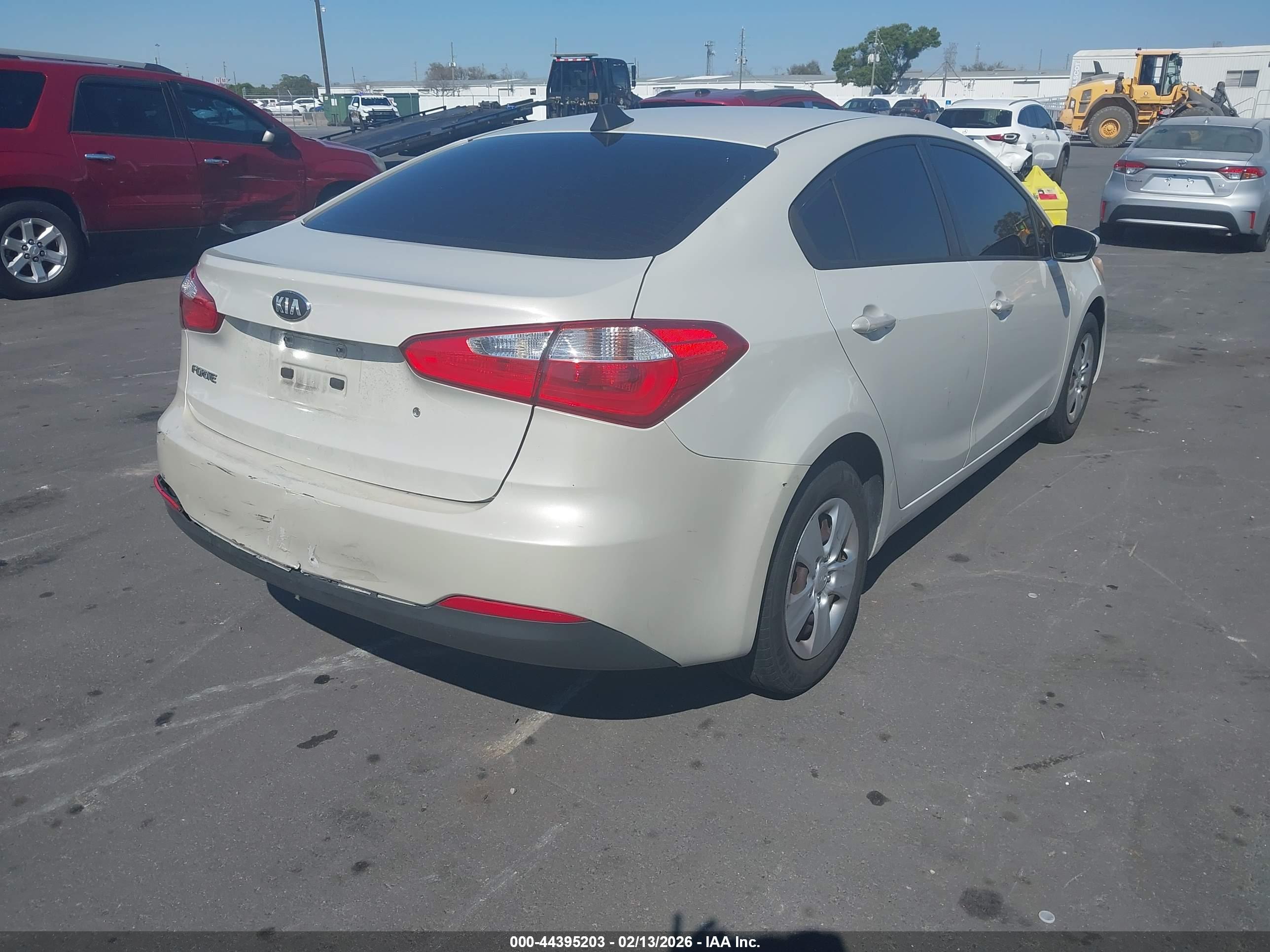 KIA FORTE image 4