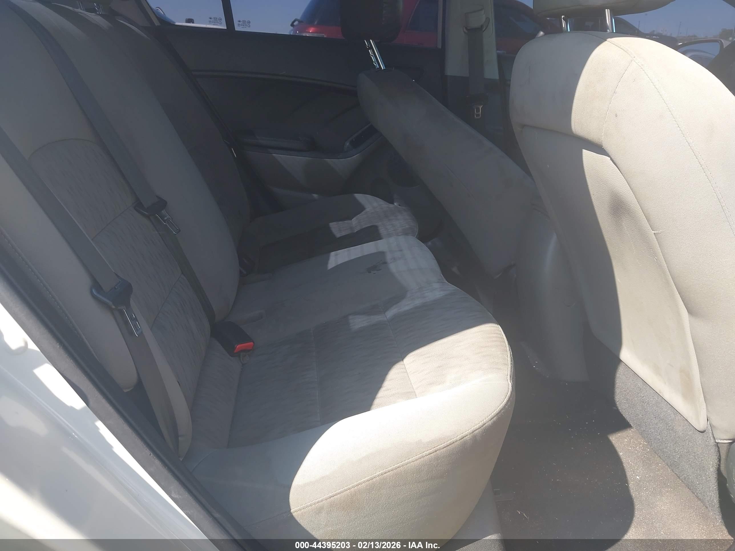 KIA FORTE image 8