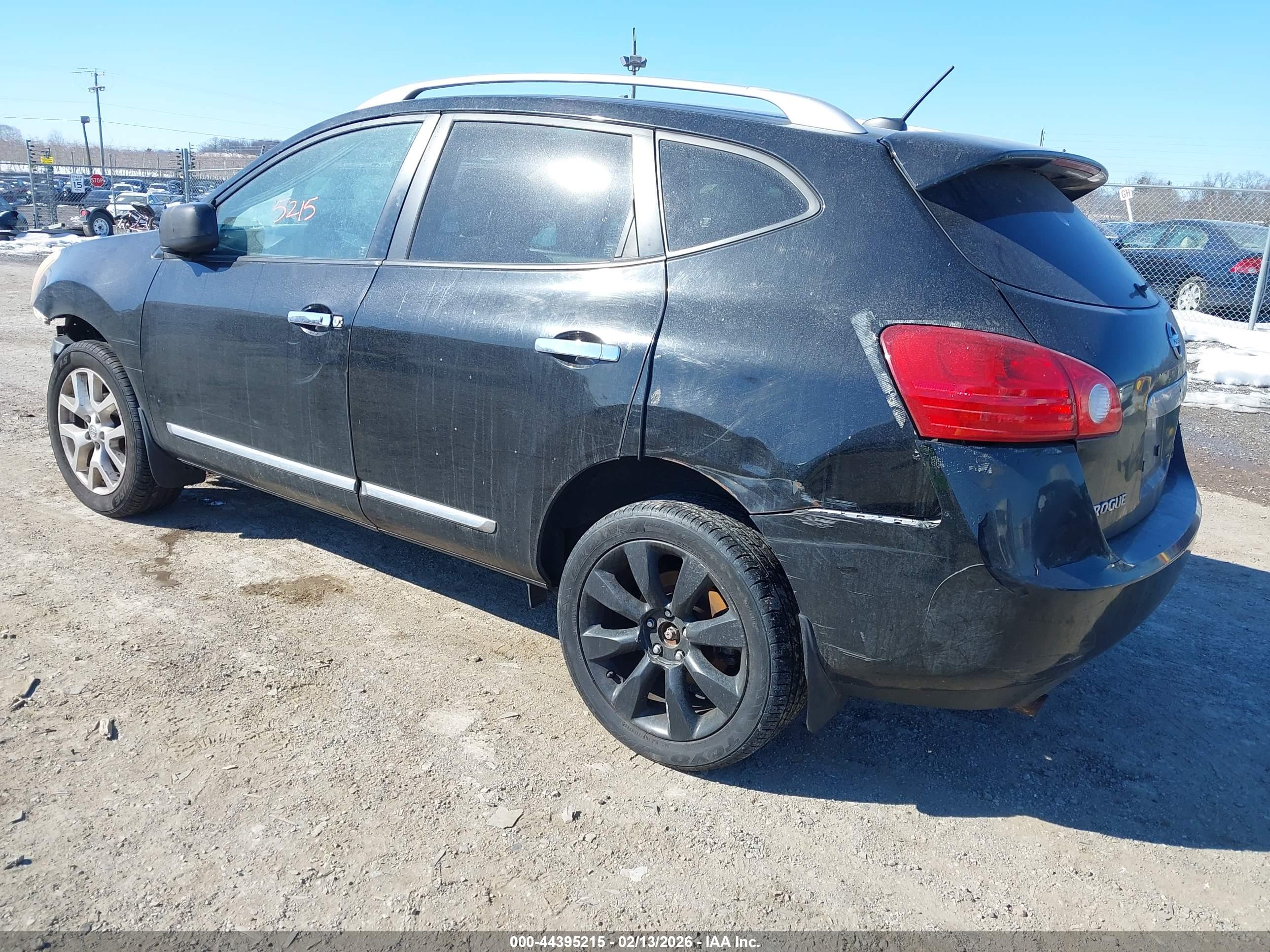 NISSAN ROGUE image 3