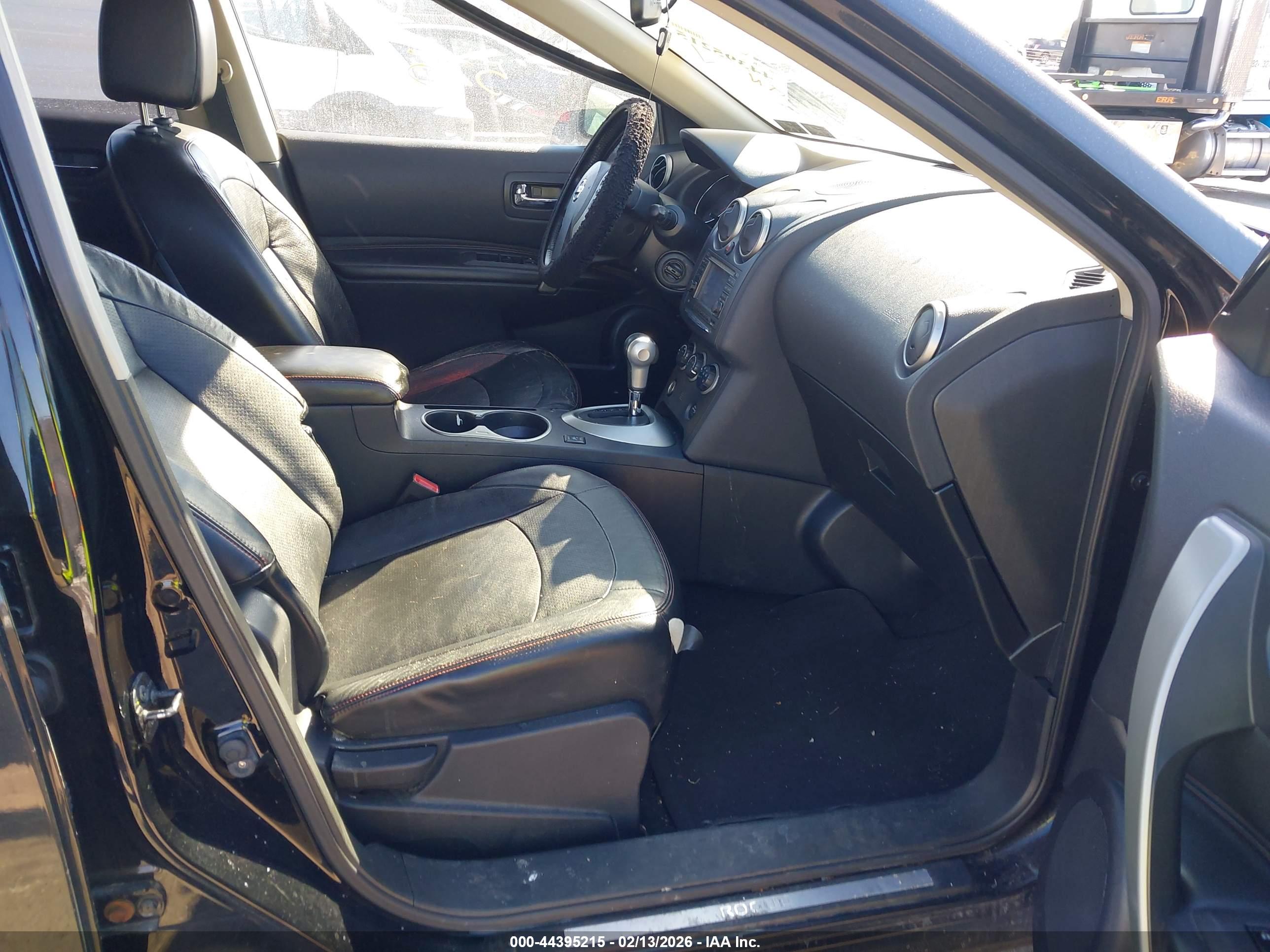 NISSAN ROGUE image 5