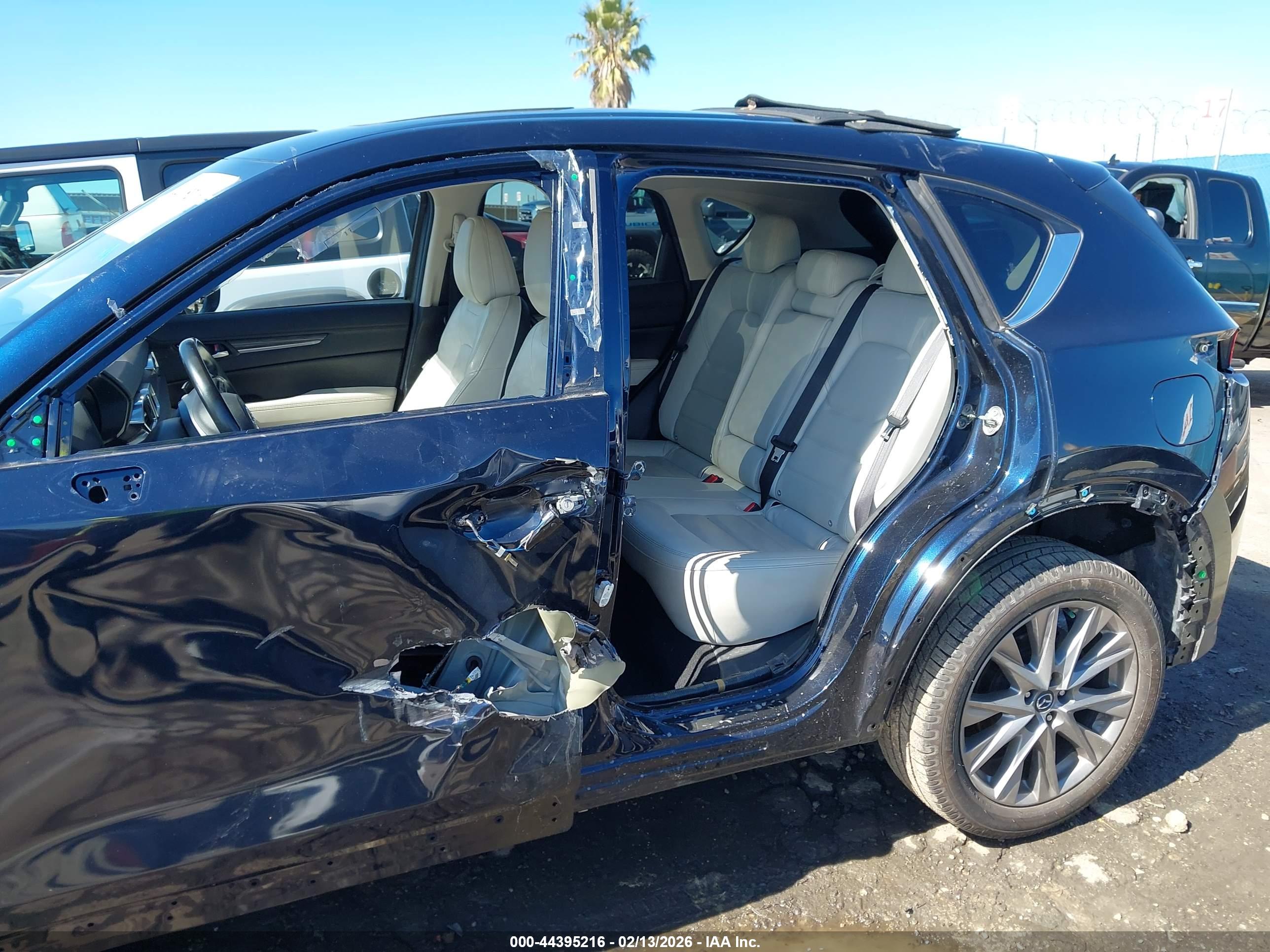 MAZDA CX-5 image 6