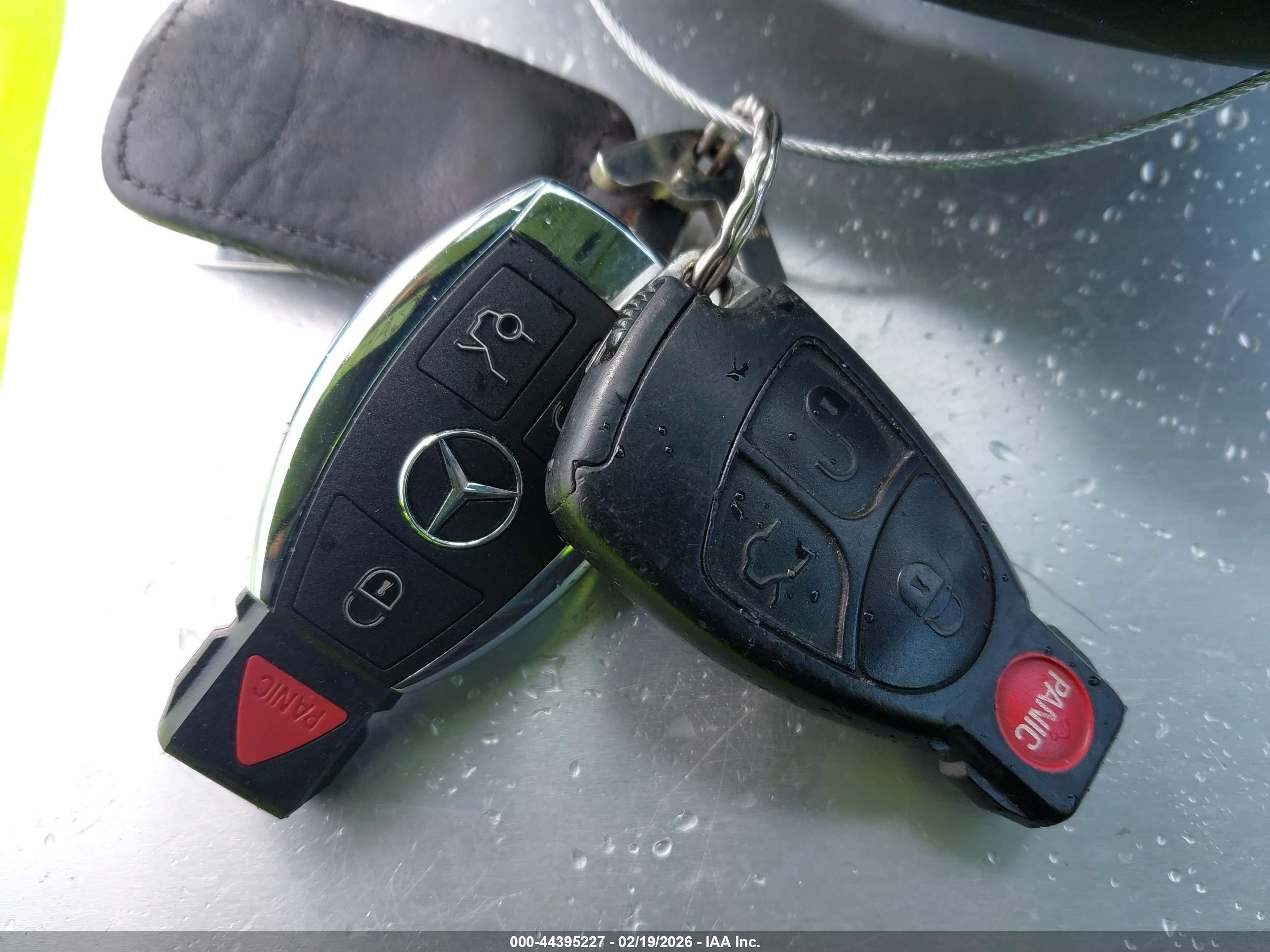 MERCEDES-BENZ CLK image 11