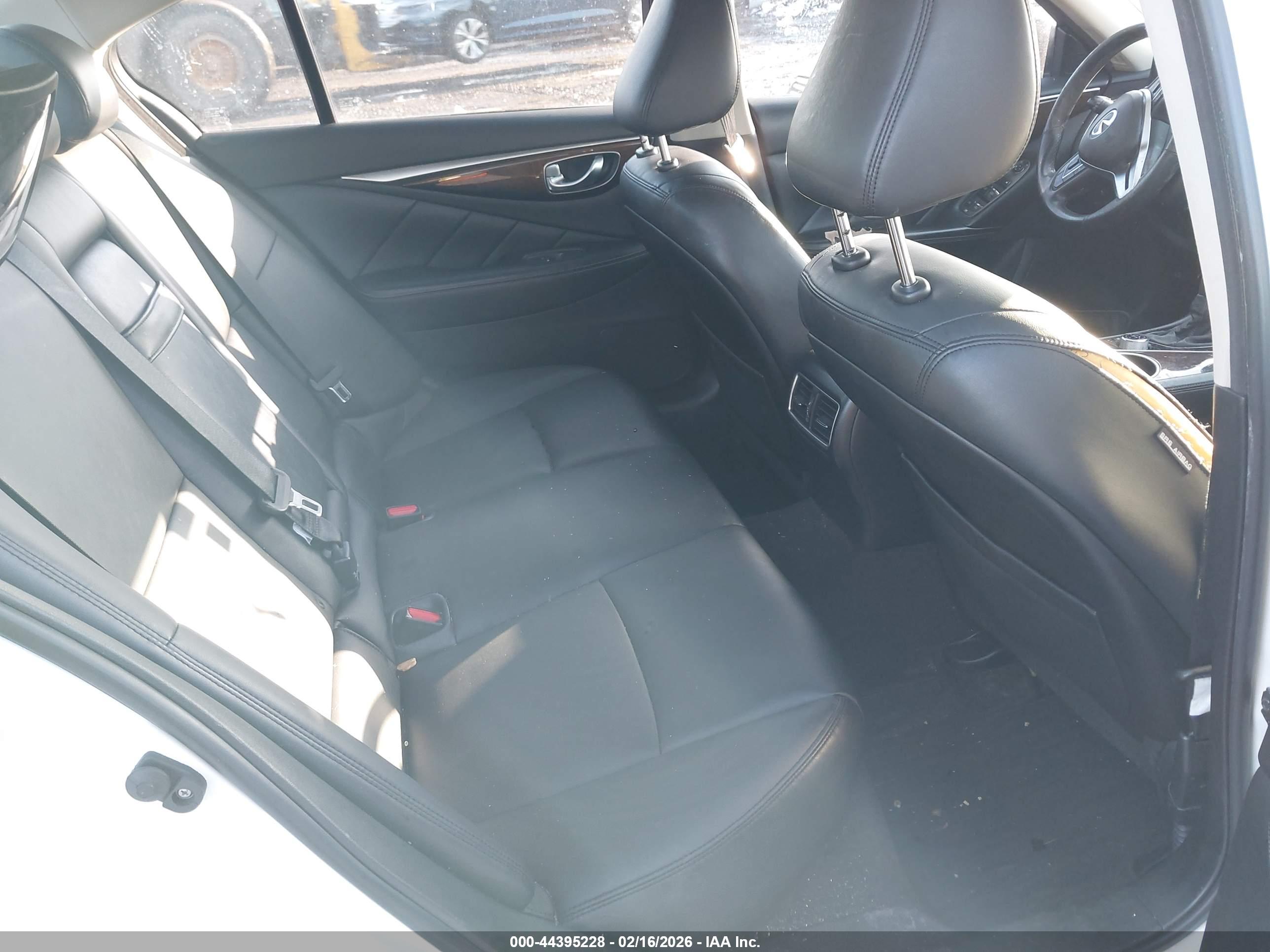 INFINITI Q50 image 8