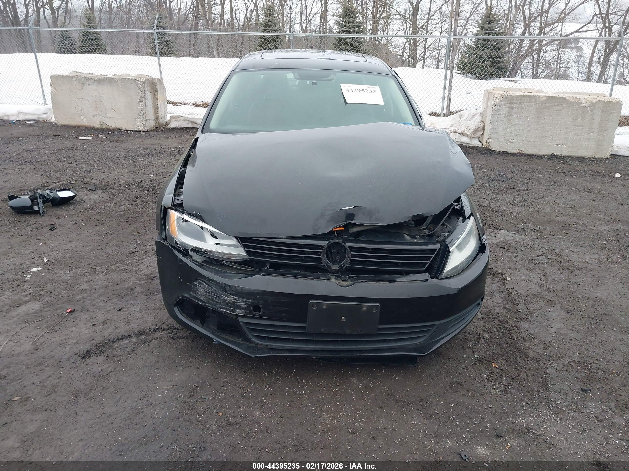 VOLKSWAGEN JETTA image 6