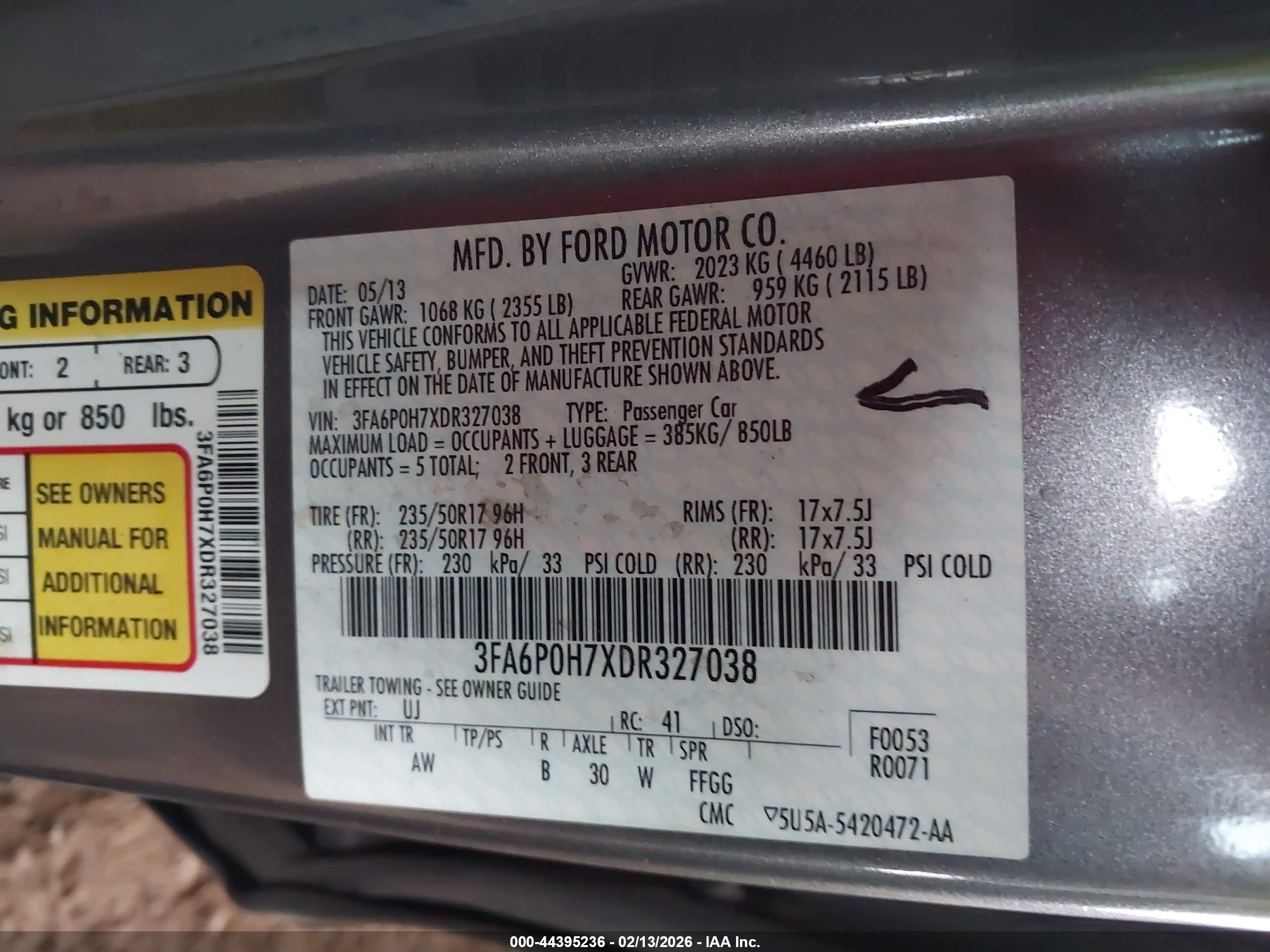 FORD FUSION image 9