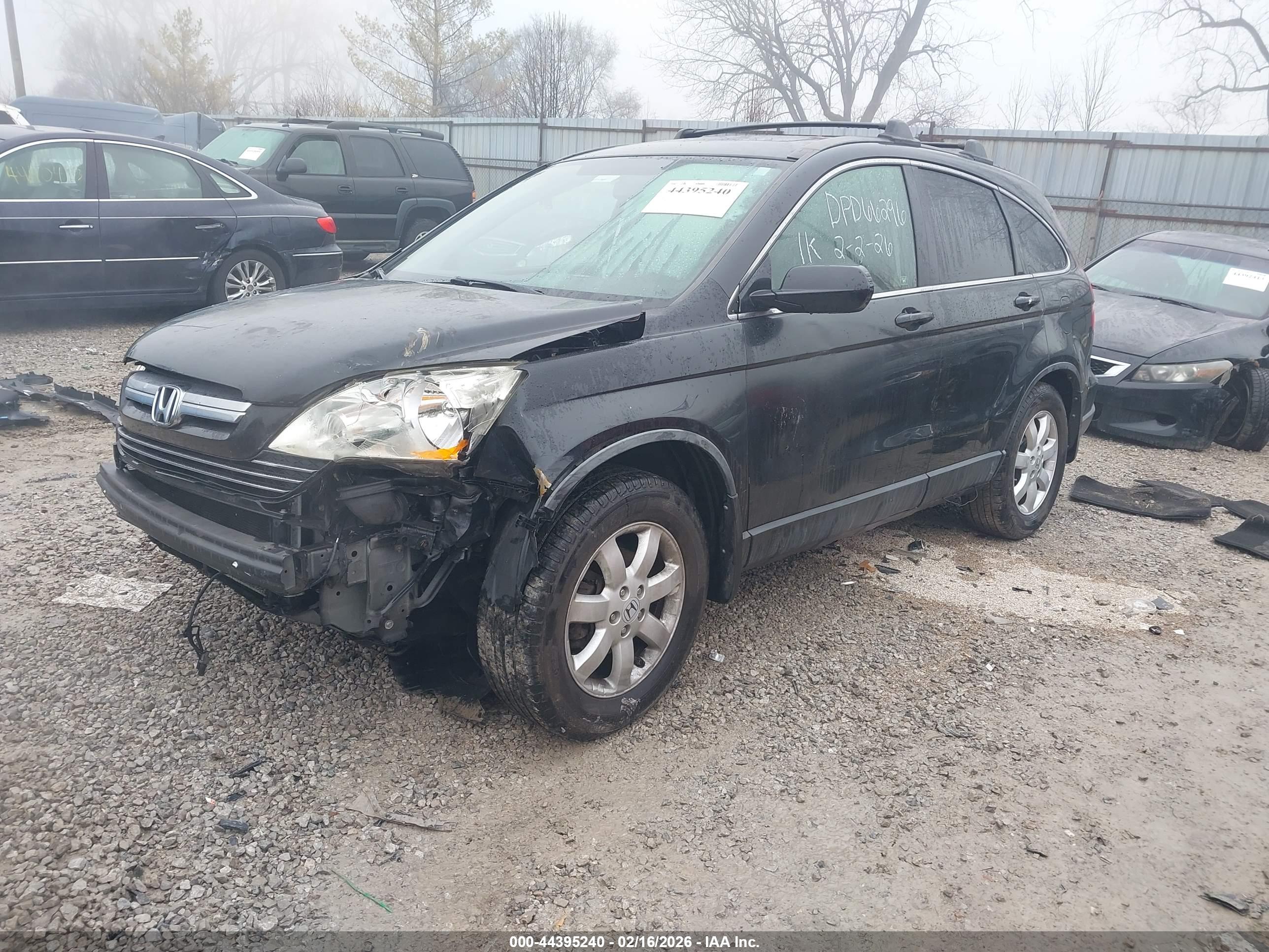HONDA CR-V image 2