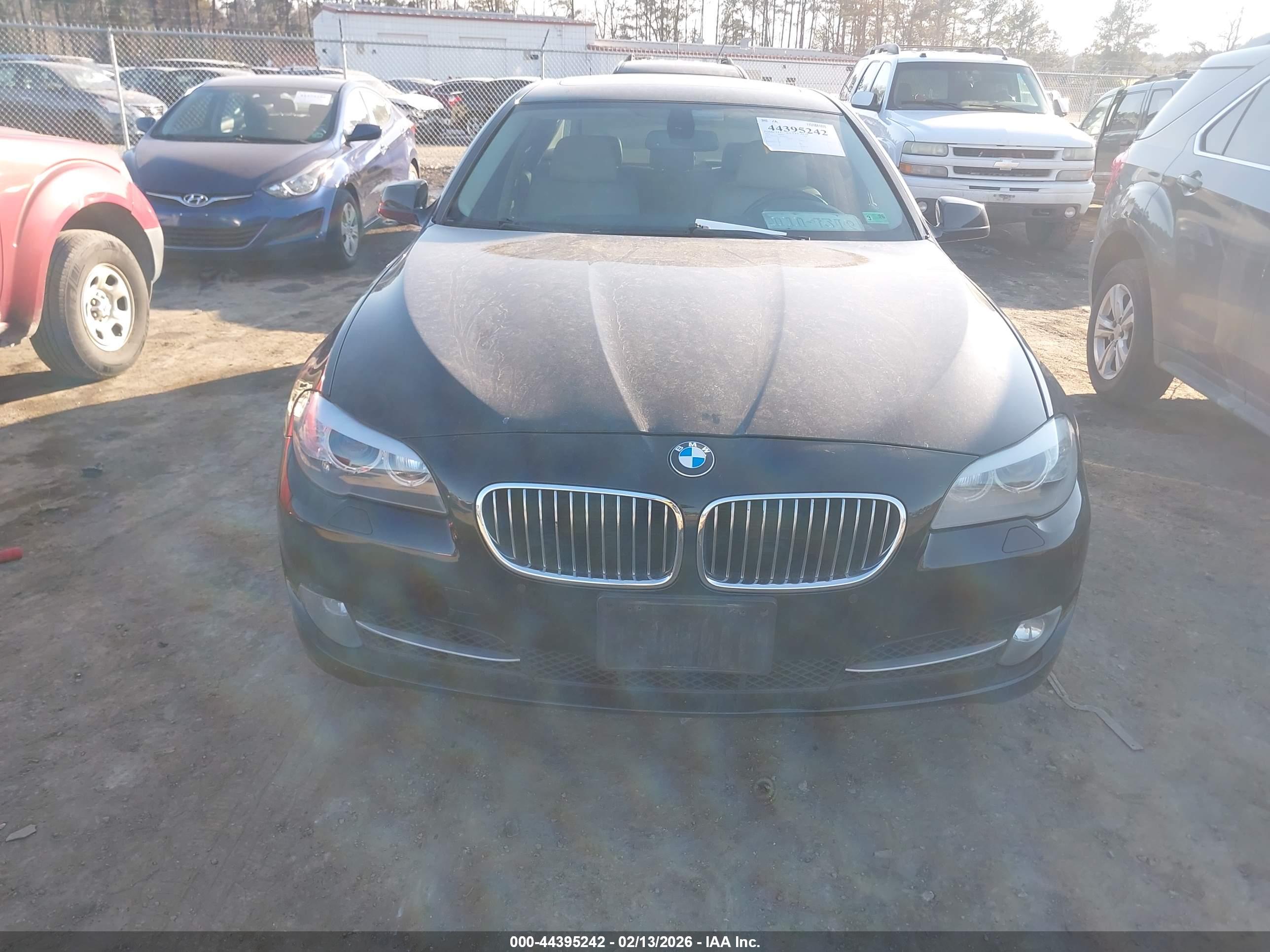 BMW 535I image 6