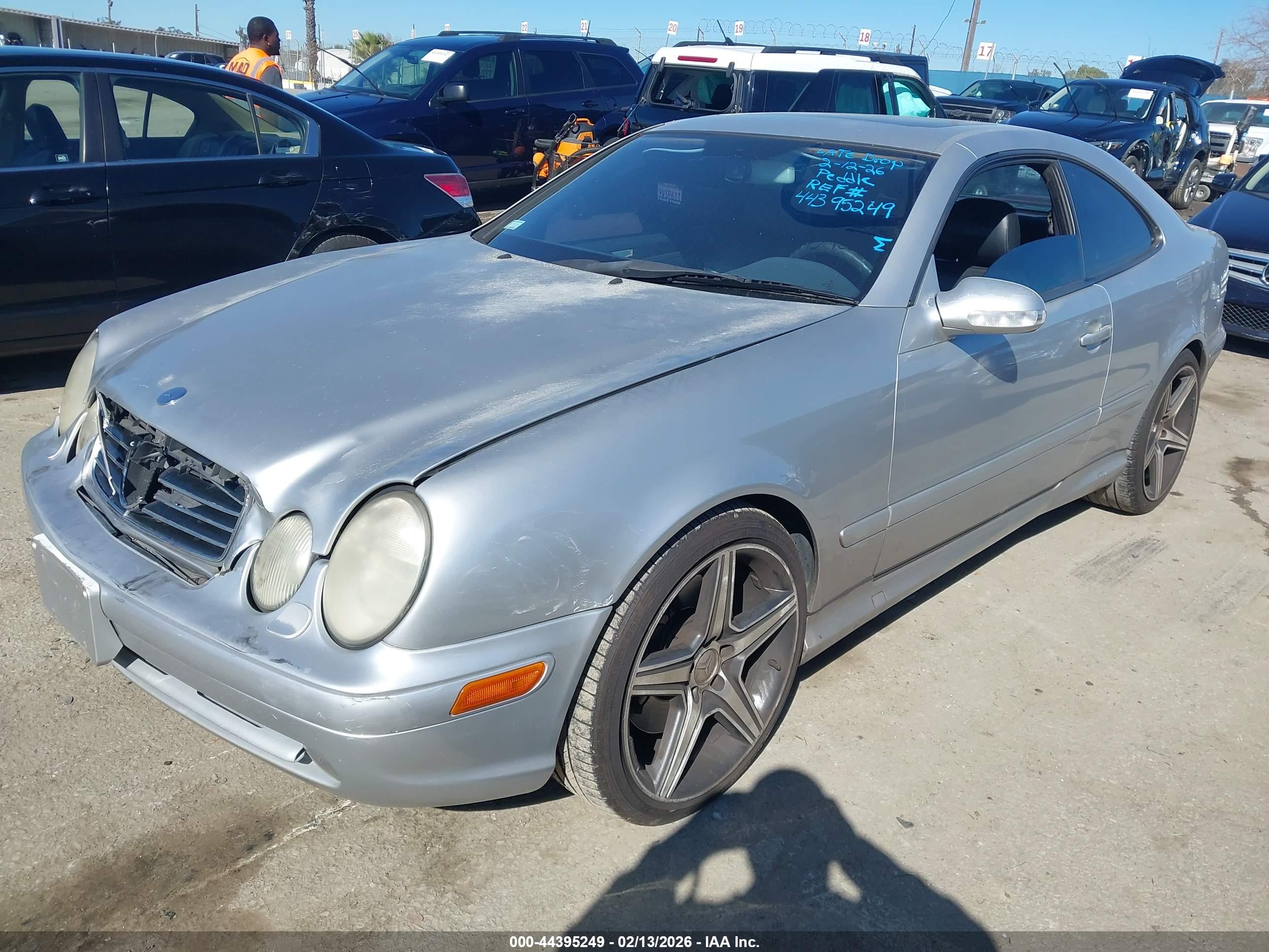 MERCEDES-BENZ CLK image 2