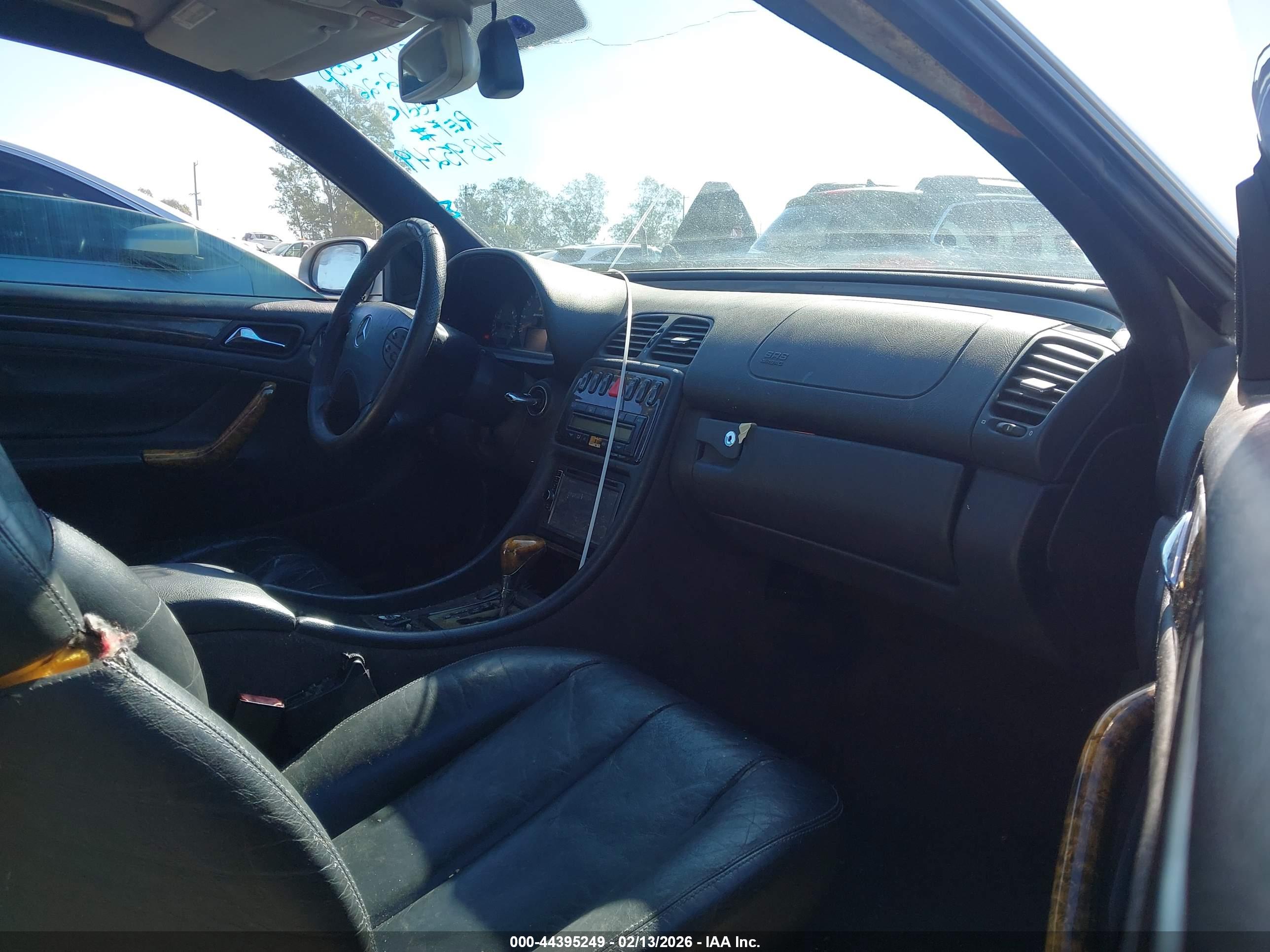 MERCEDES-BENZ CLK image 5