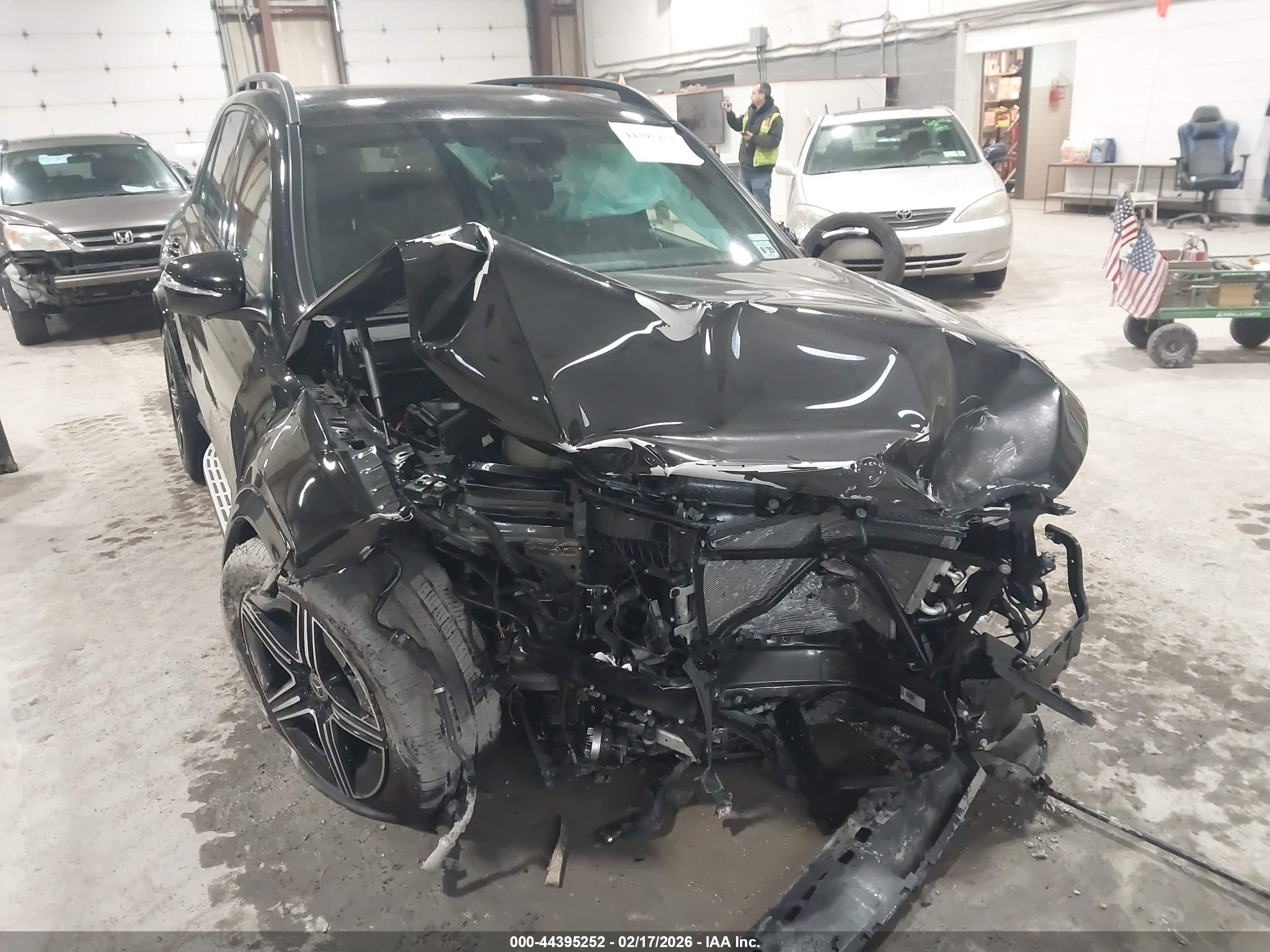 MERCEDES-BENZ GLE image 6