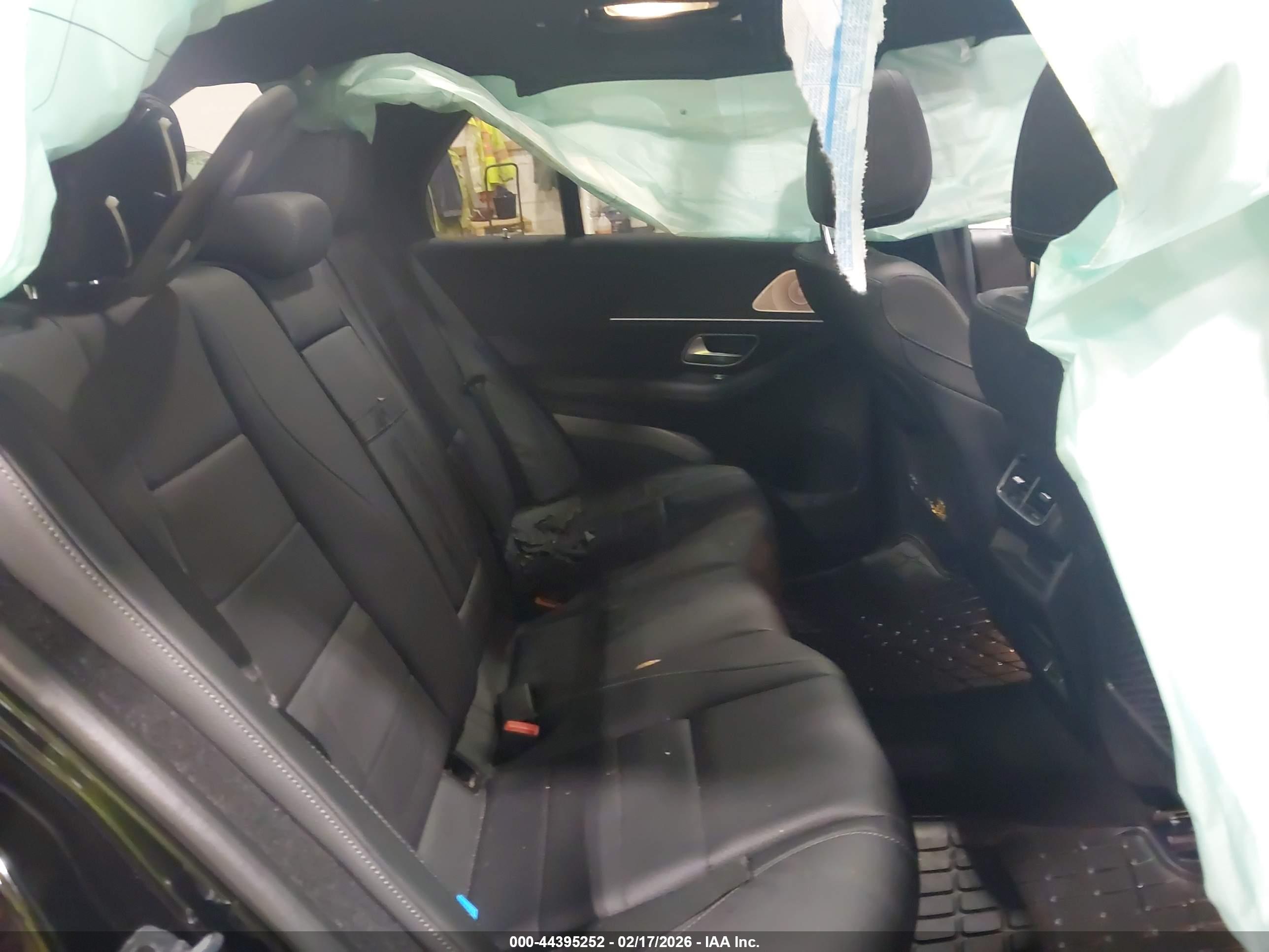 MERCEDES-BENZ GLE image 8
