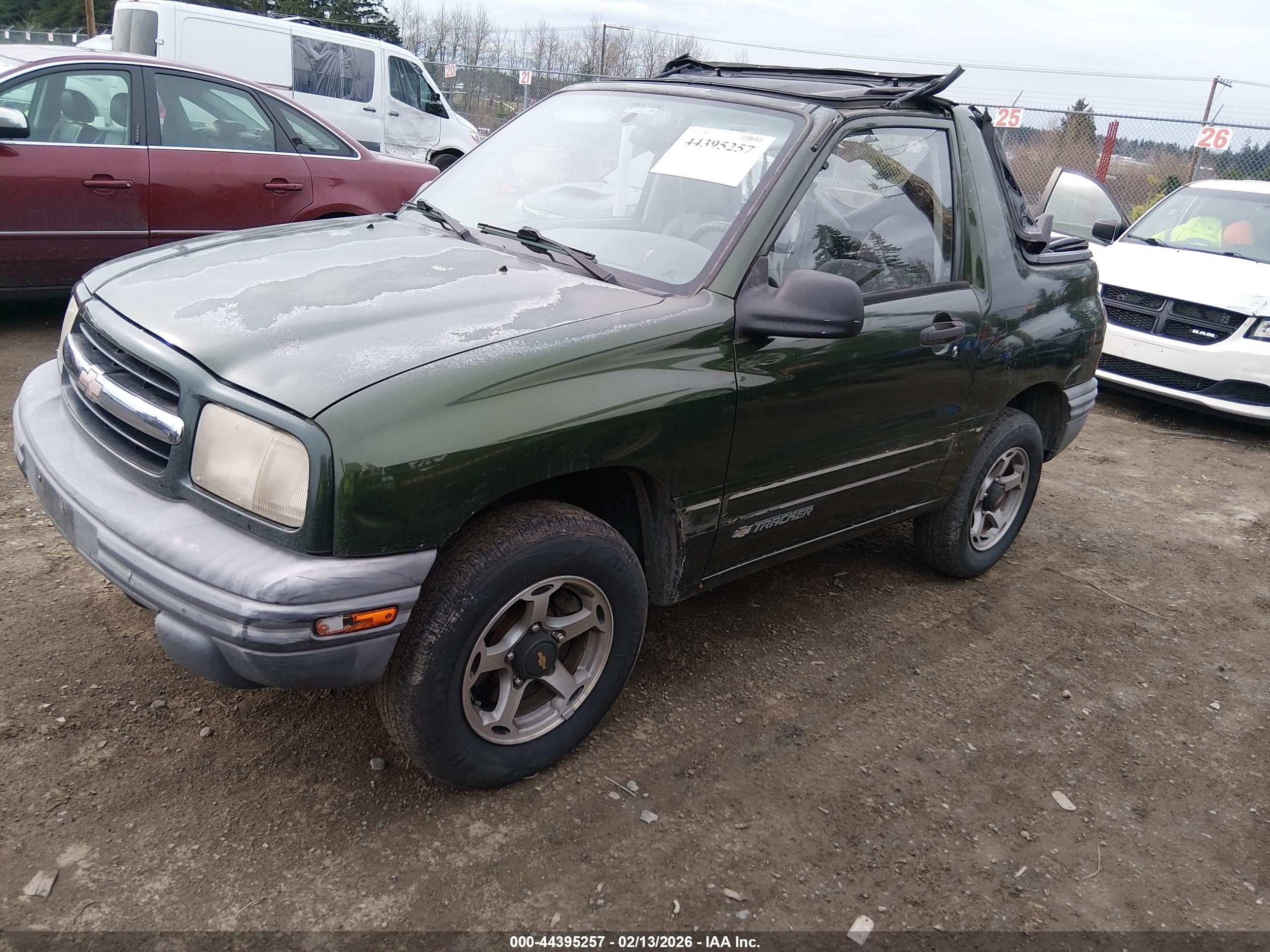 CHEVROLET TRACKER image 2