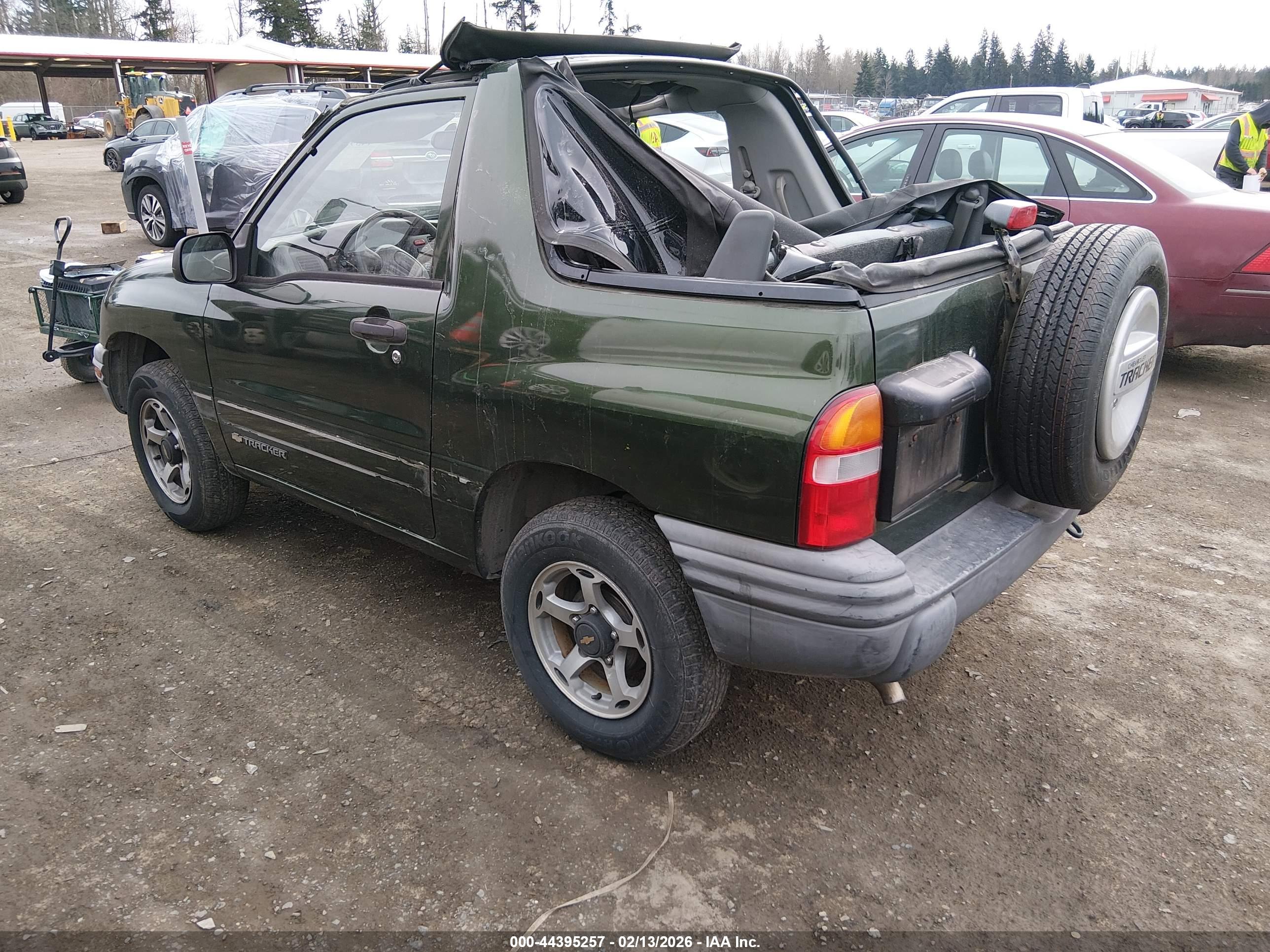 CHEVROLET TRACKER image 3