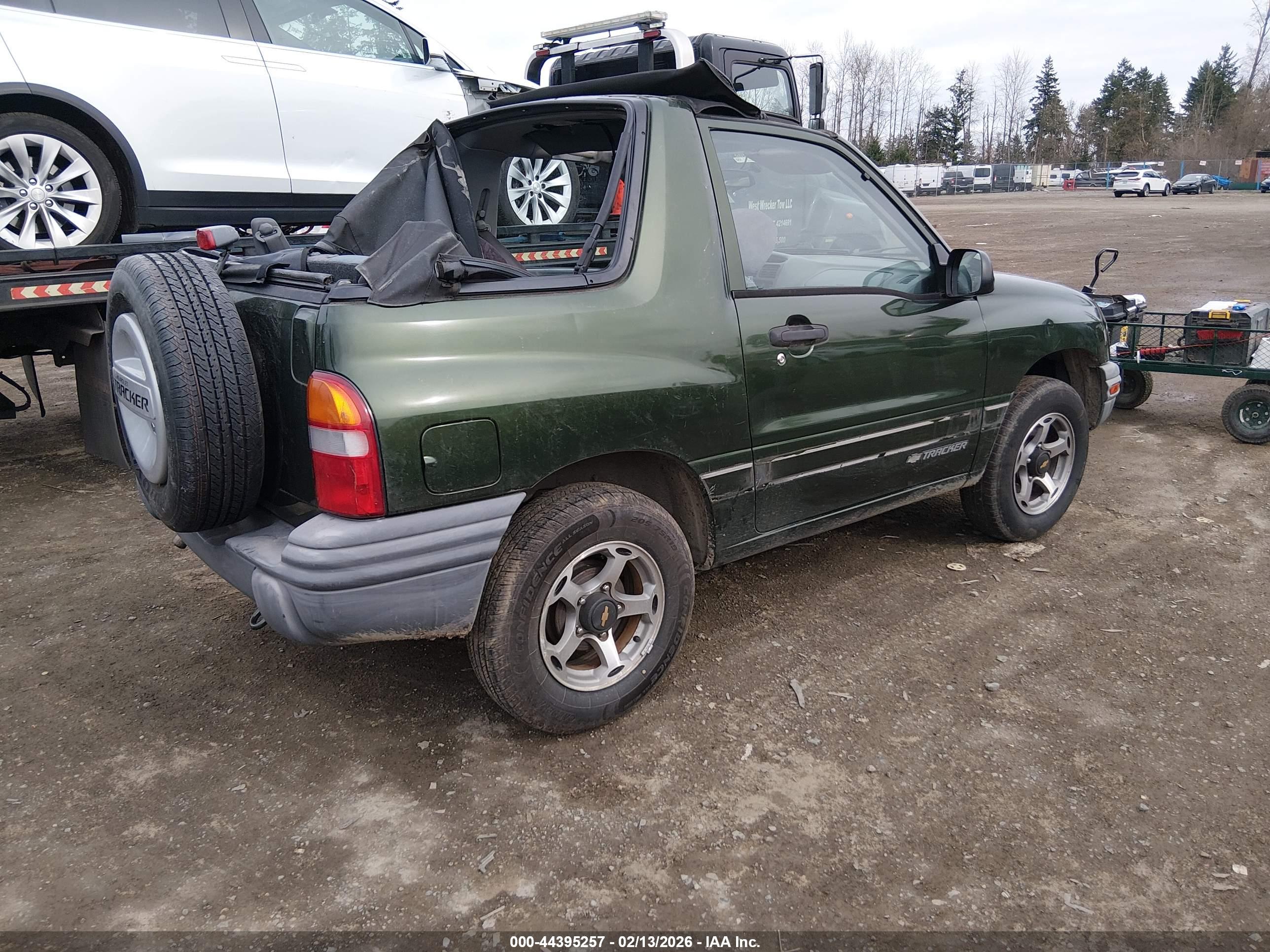 CHEVROLET TRACKER image 4