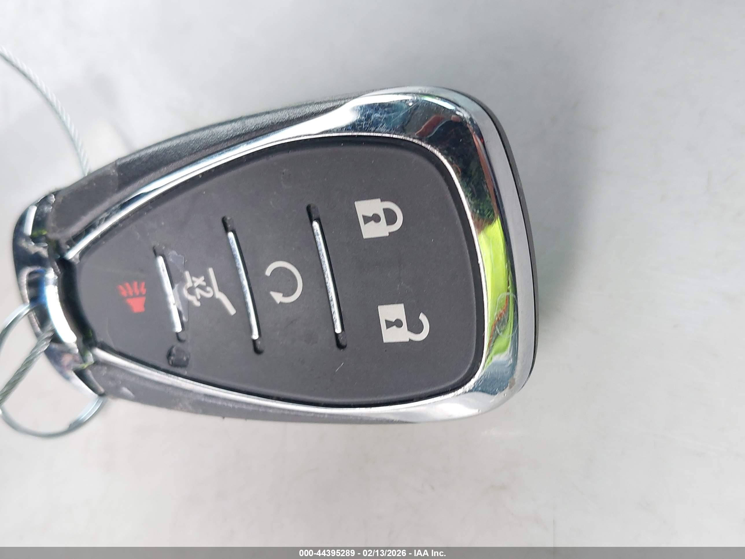 CHEVROLET EQUINOX image 11