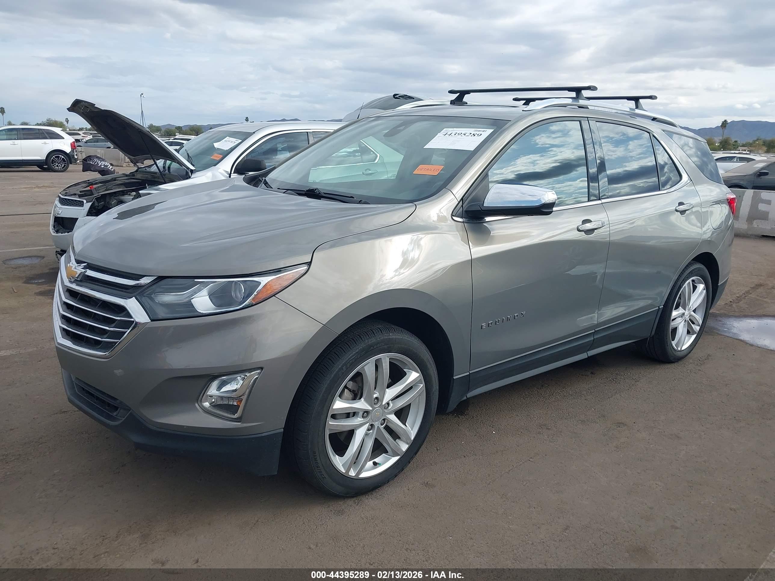 CHEVROLET EQUINOX image 2