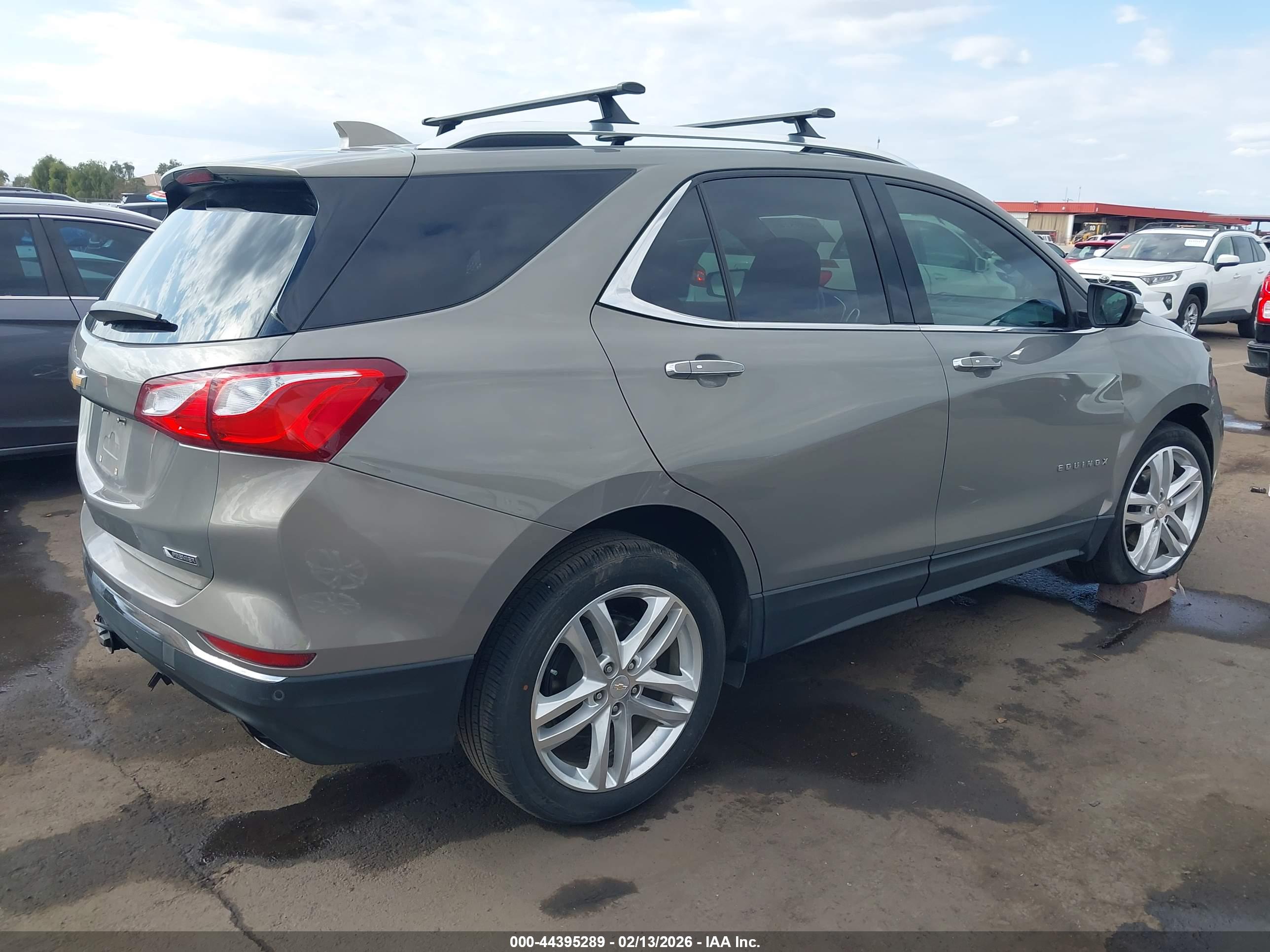 CHEVROLET EQUINOX image 4