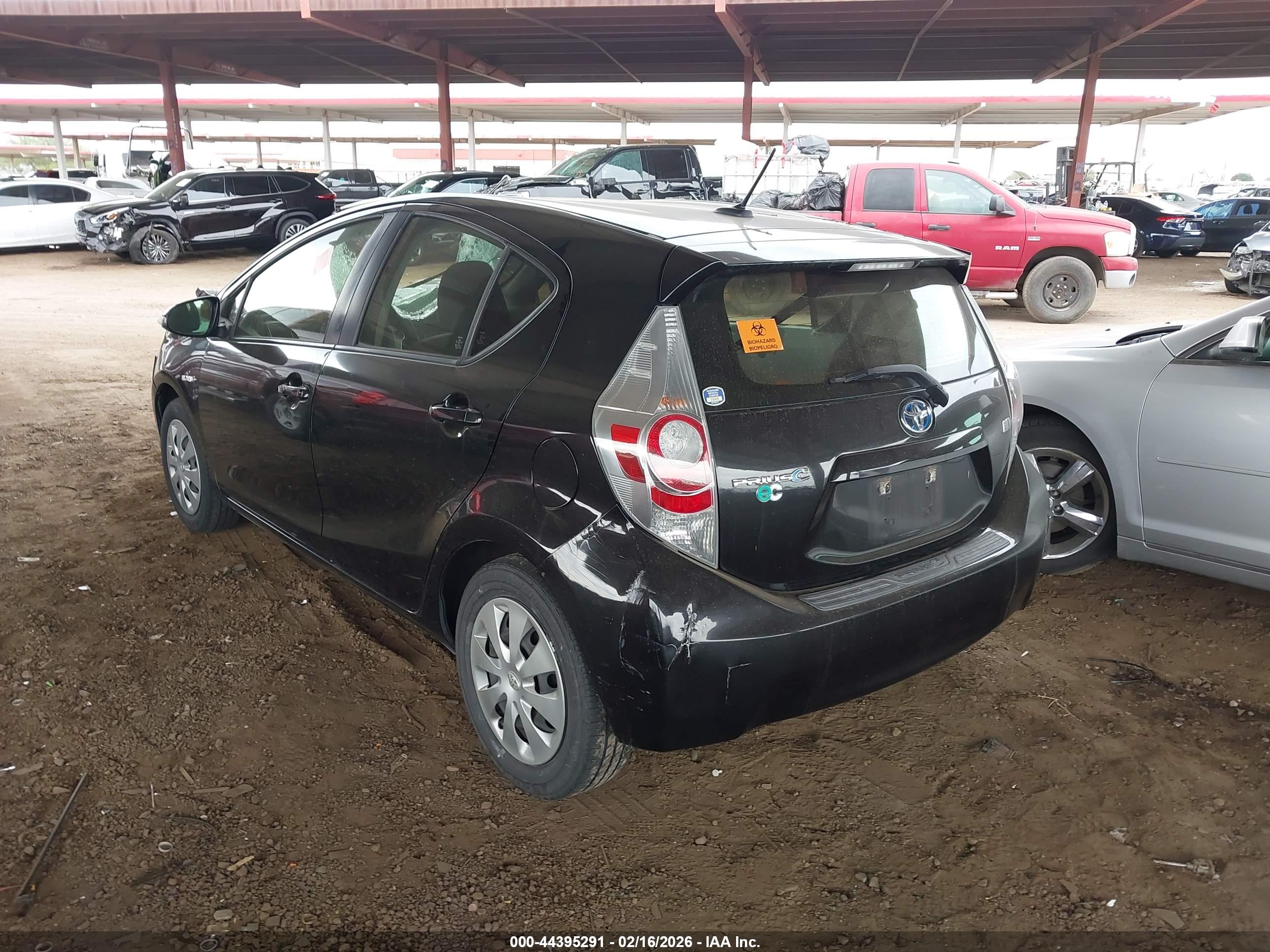 TOYOTA PRIUS image 3
