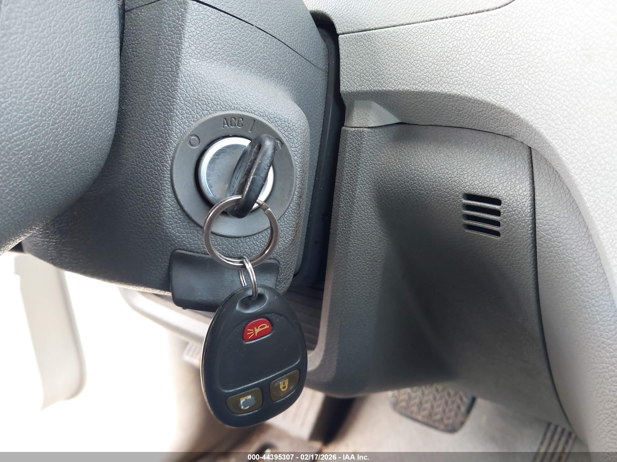 CHEVROLET TRAVERSE image 11