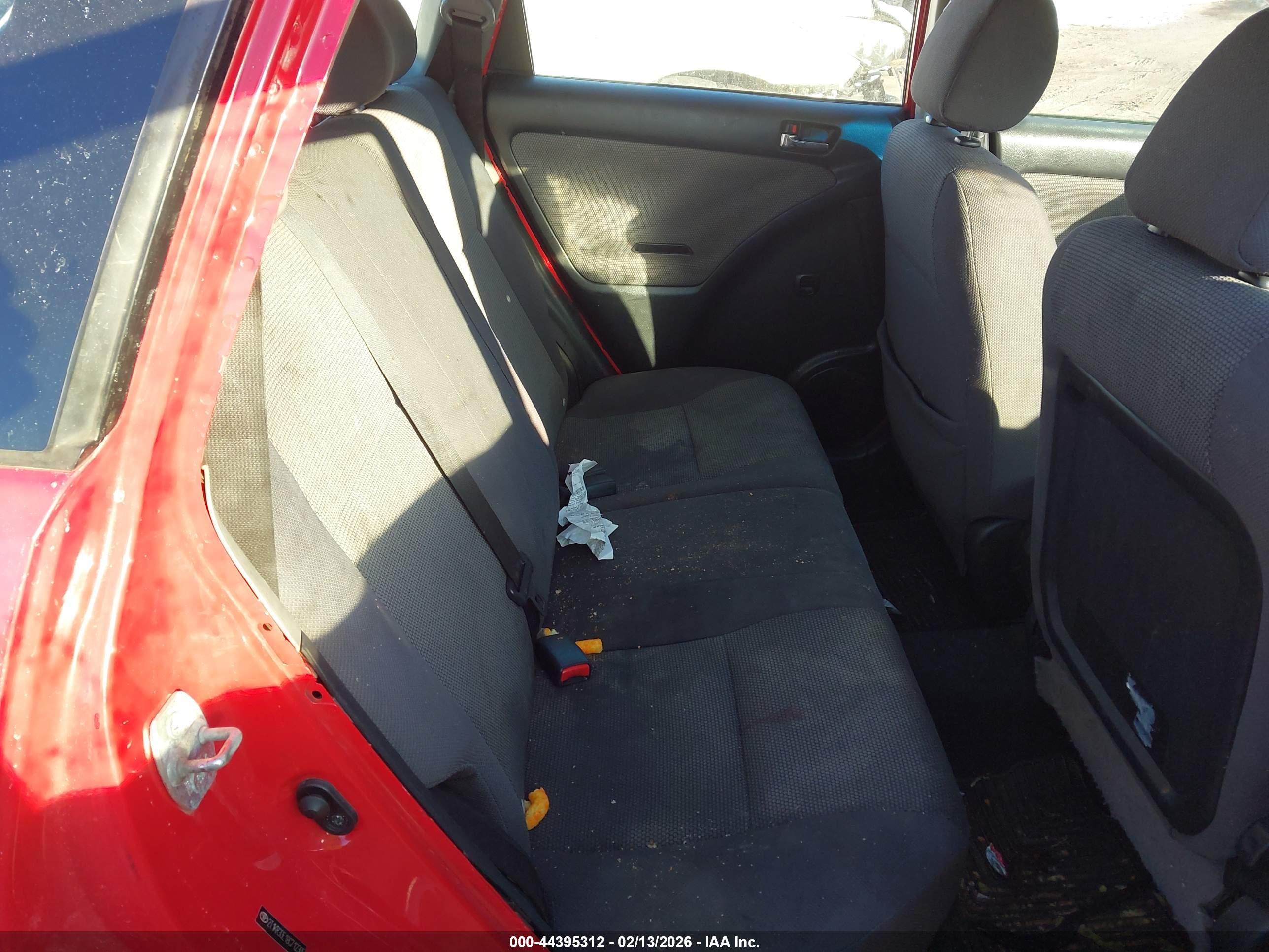 TOYOTA MATRIX image 8