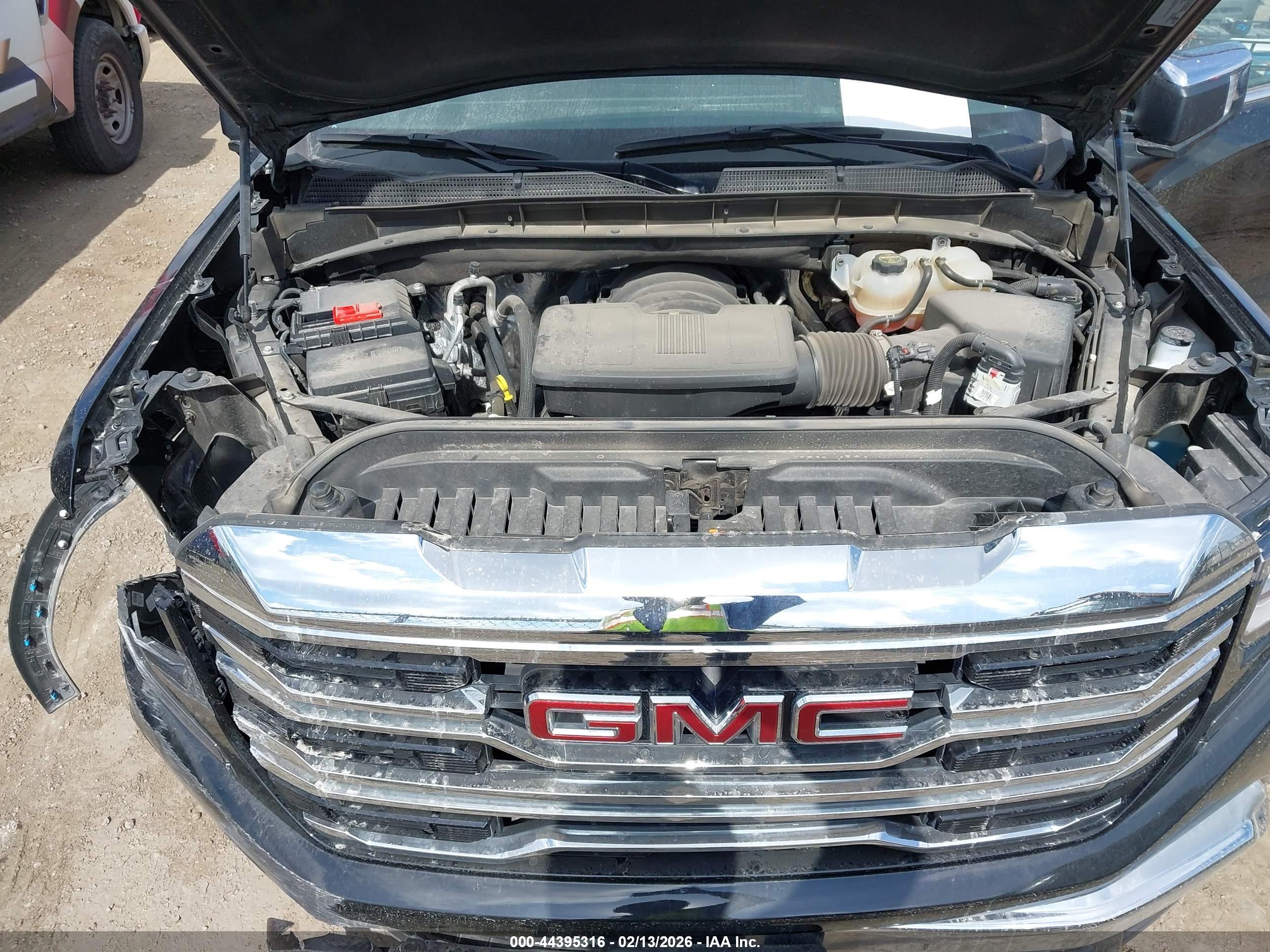 GMC SIERRA image 10