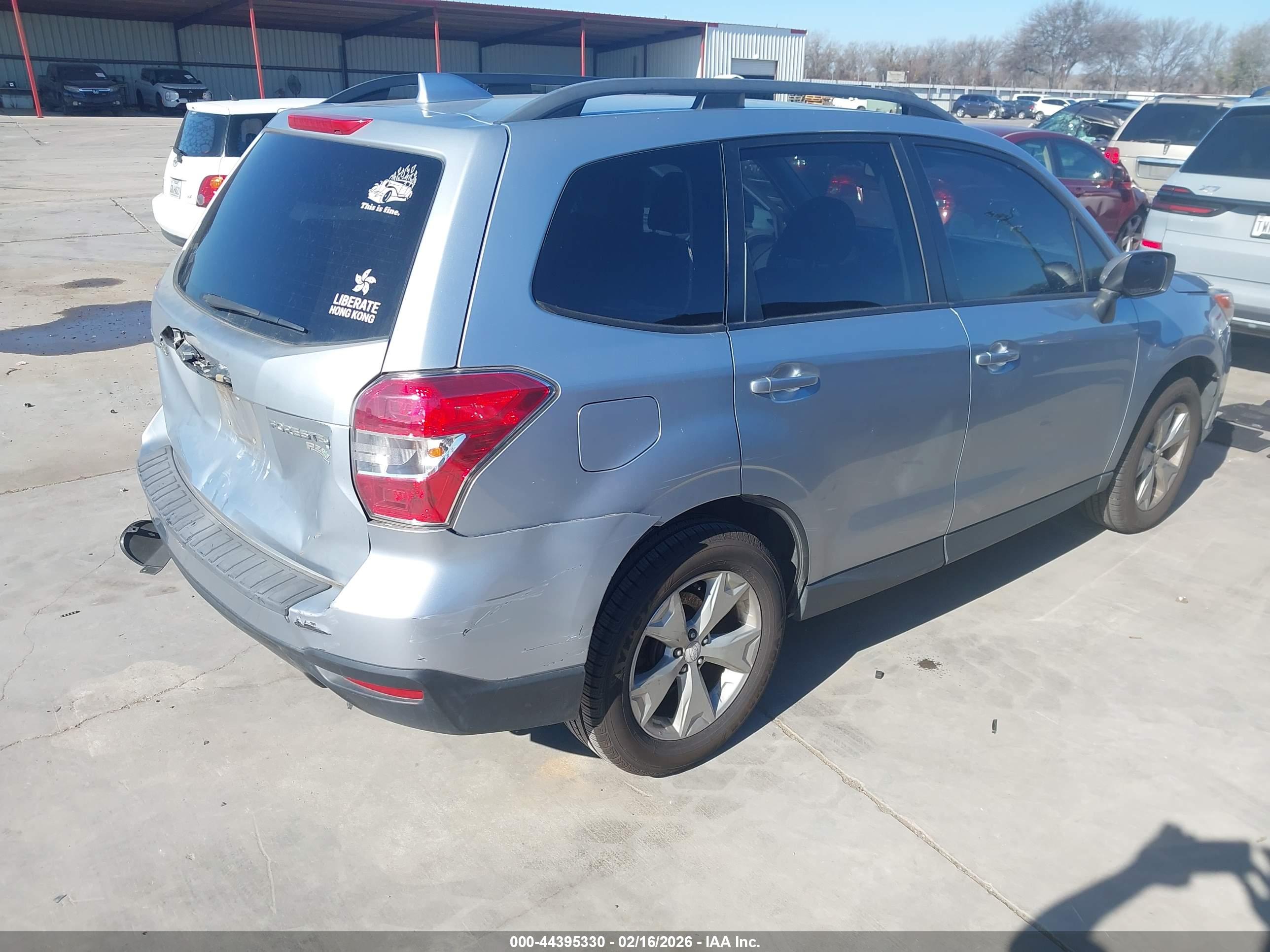 SUBARU FORESTER image 4