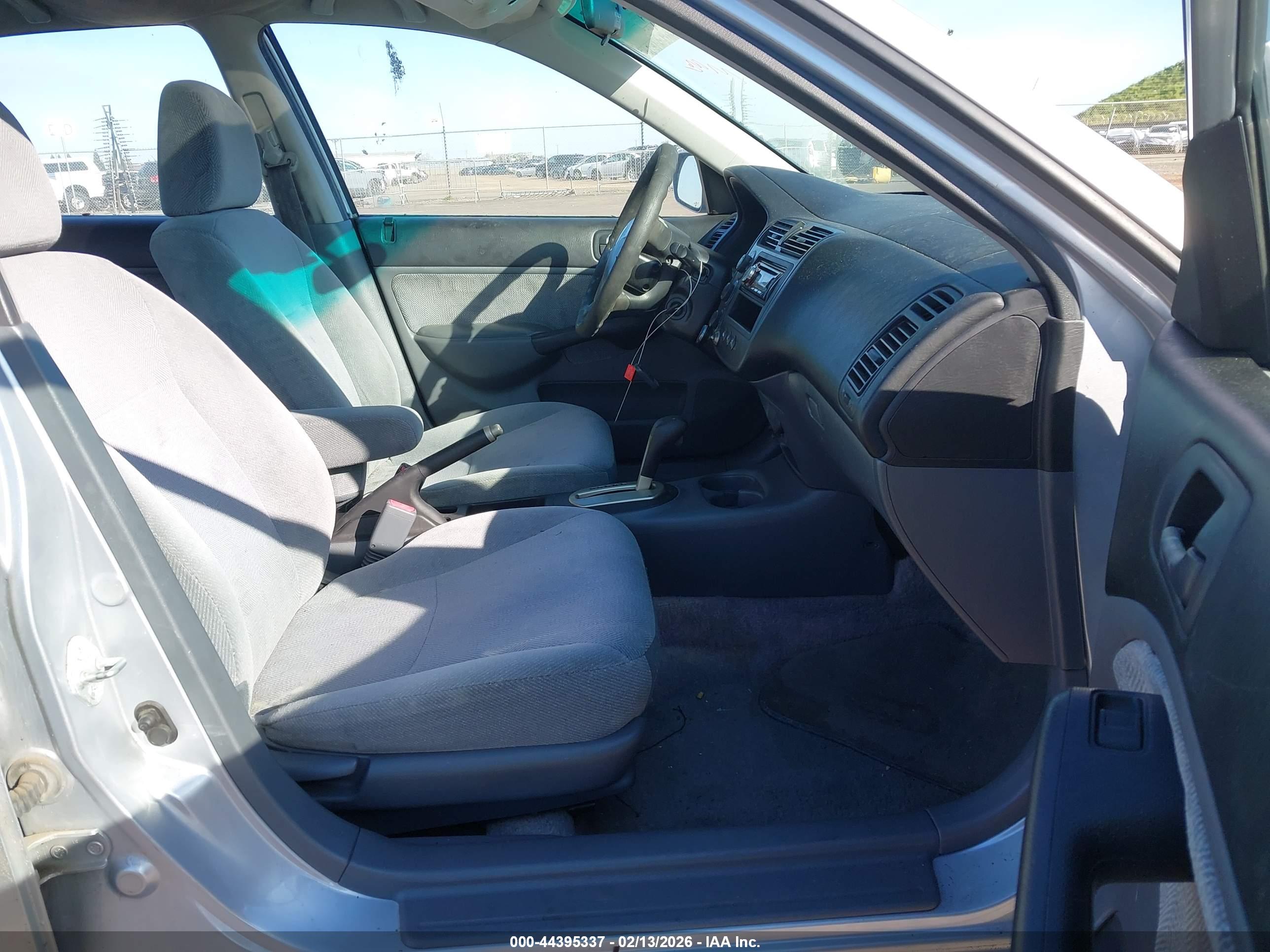 HONDA CIVIC image 5