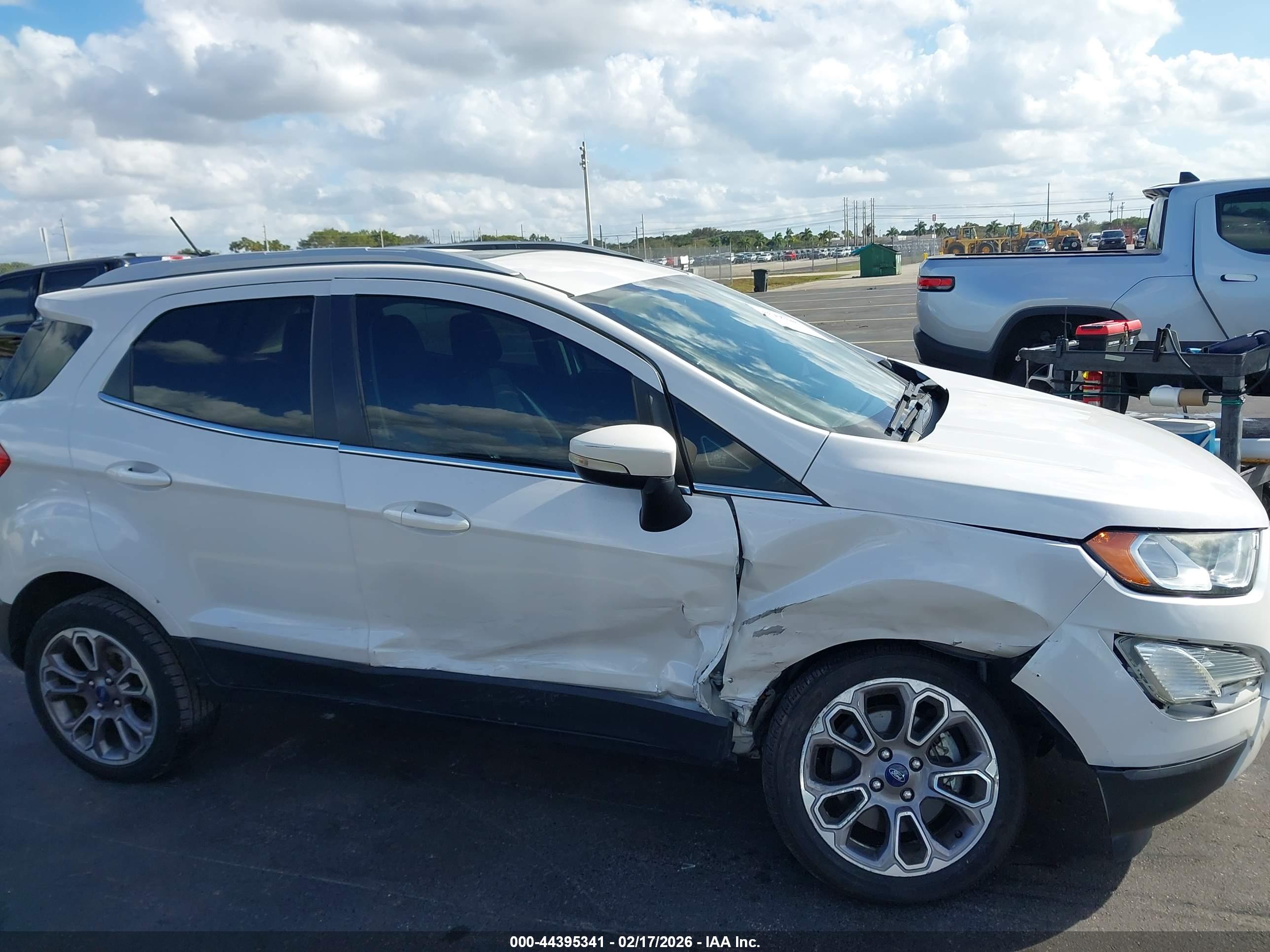 FORD ECOSPORT image 6