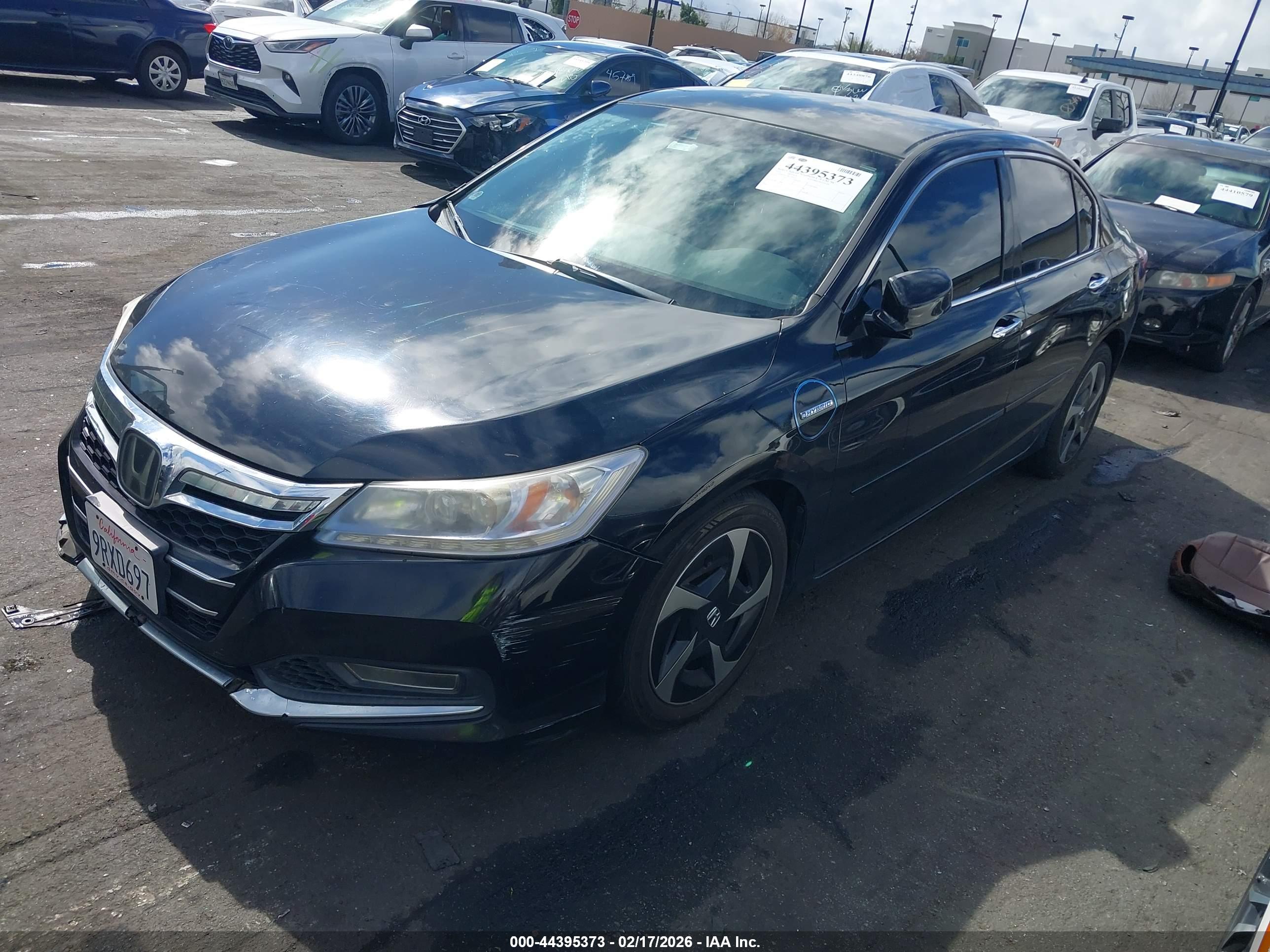 HONDA ACCORD image 2