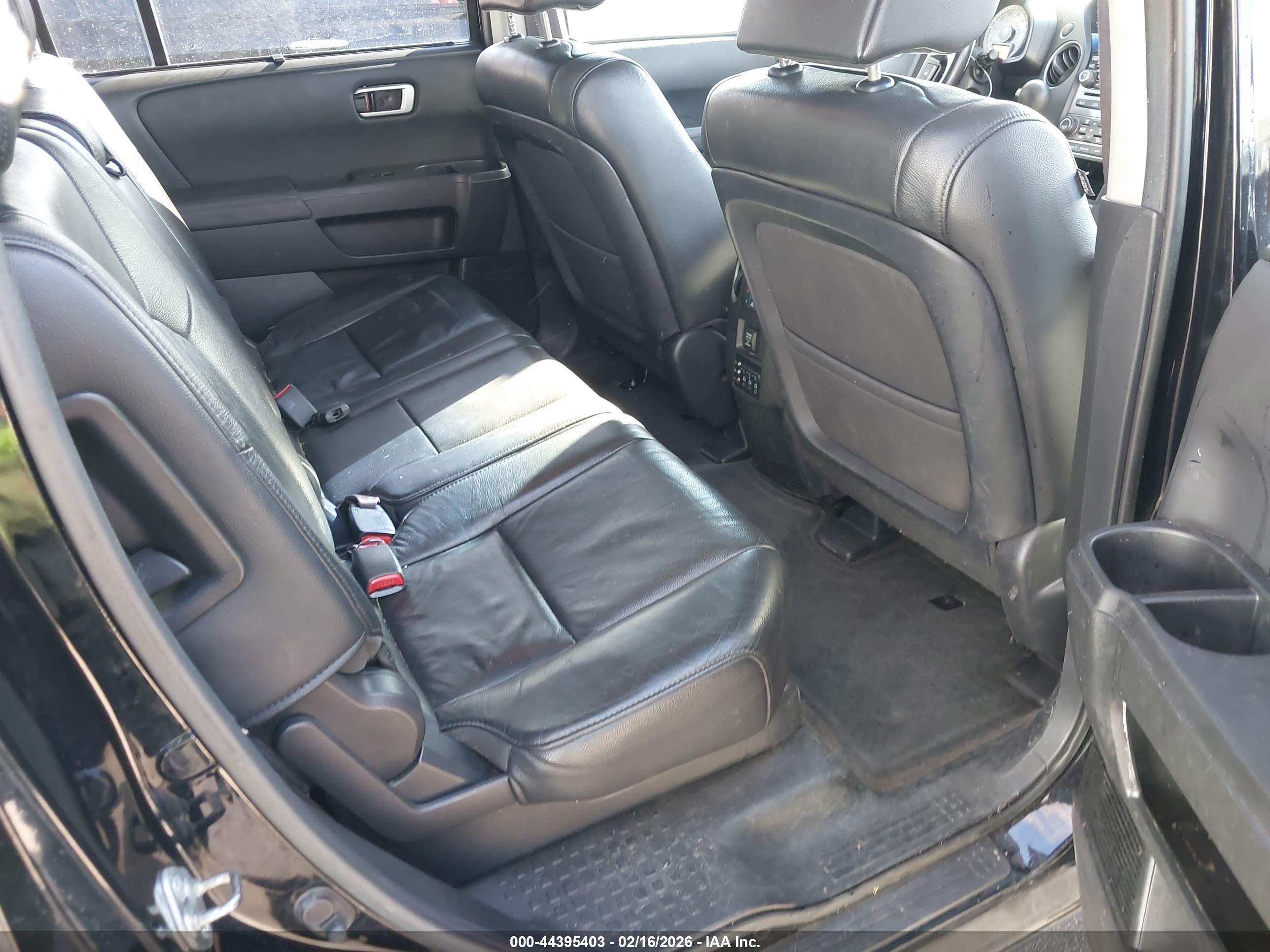 HONDA PILOT image 8