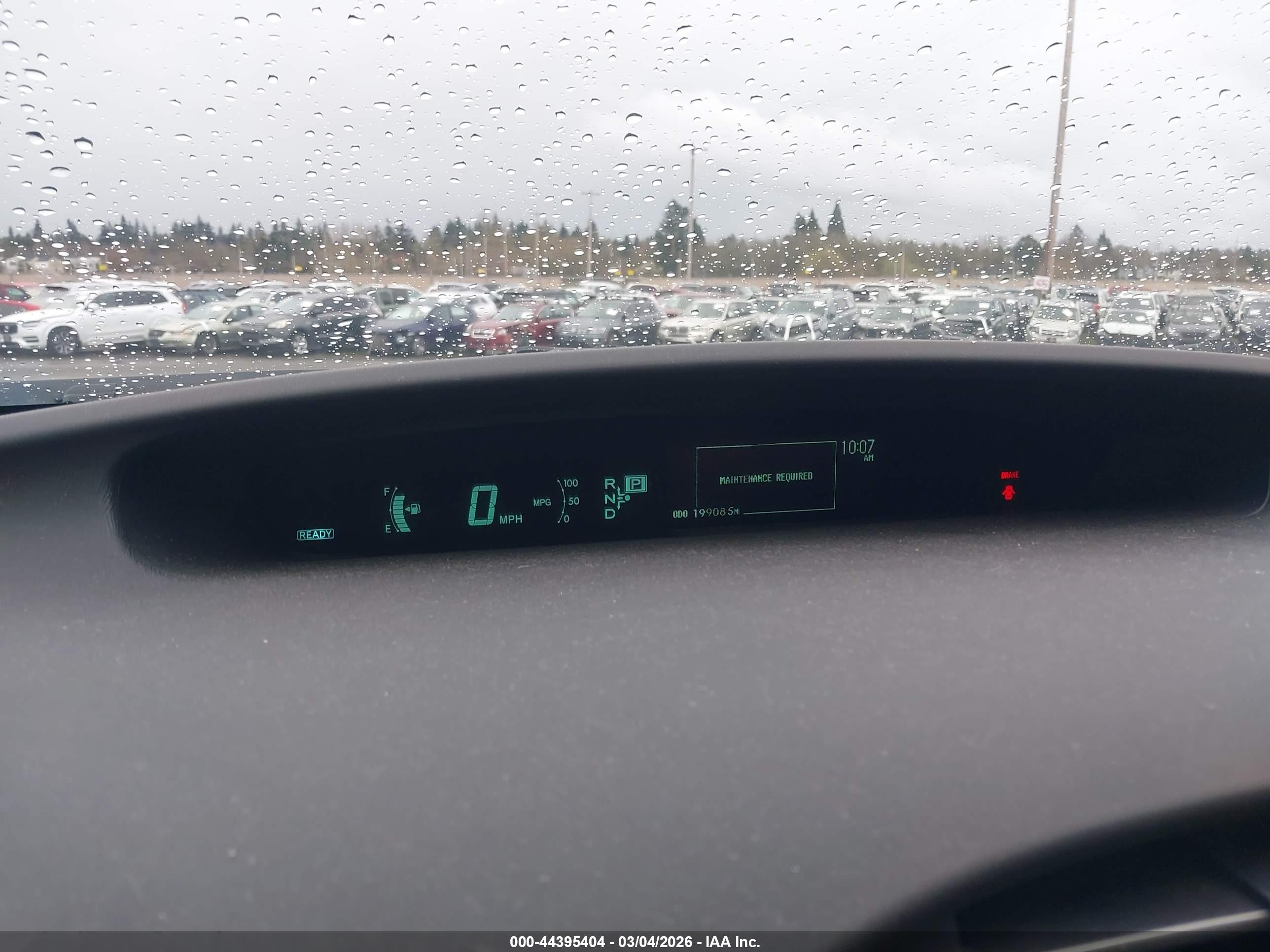 TOYOTA PRIUS image 7