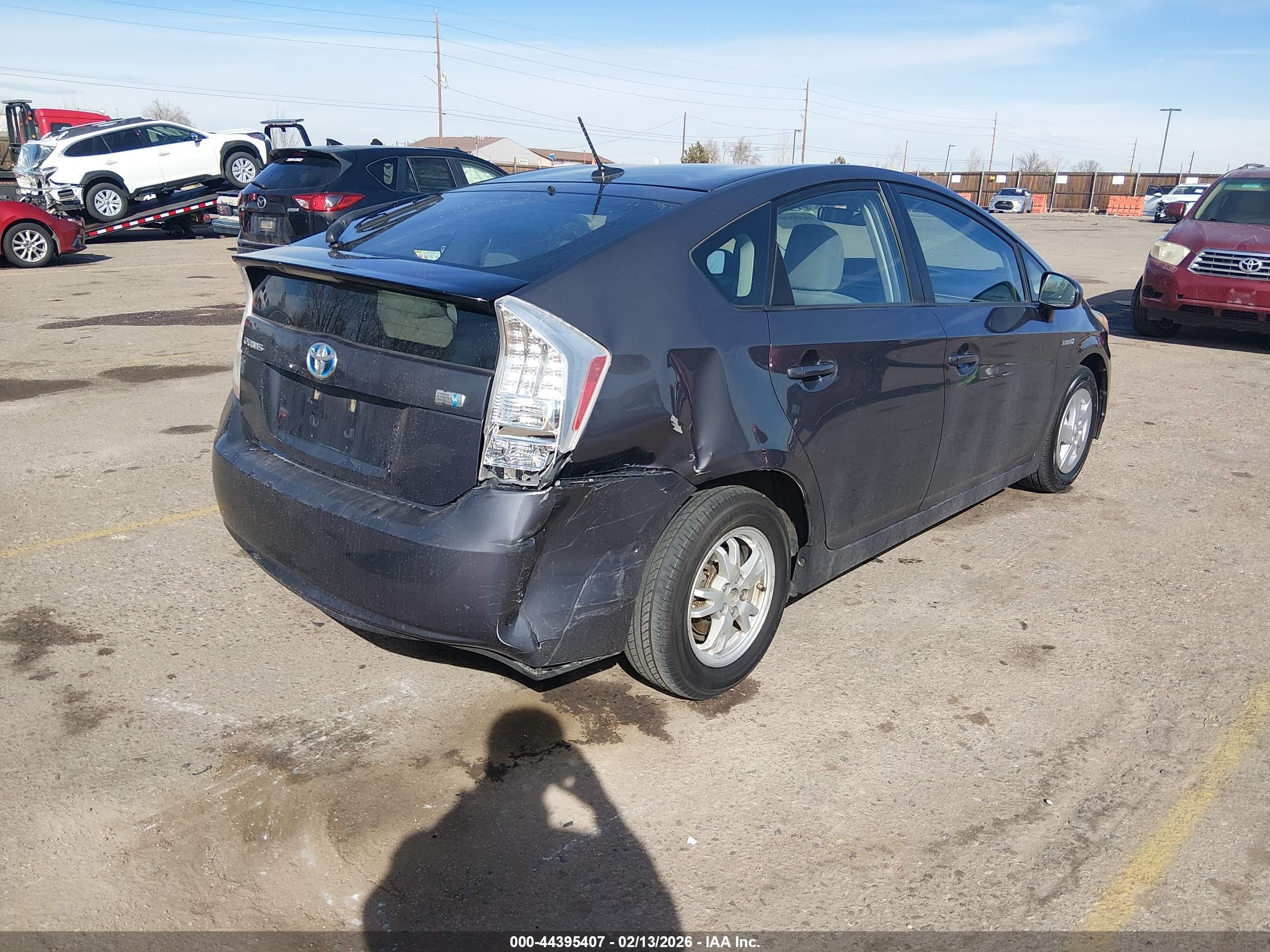 TOYOTA PRIUS image 4