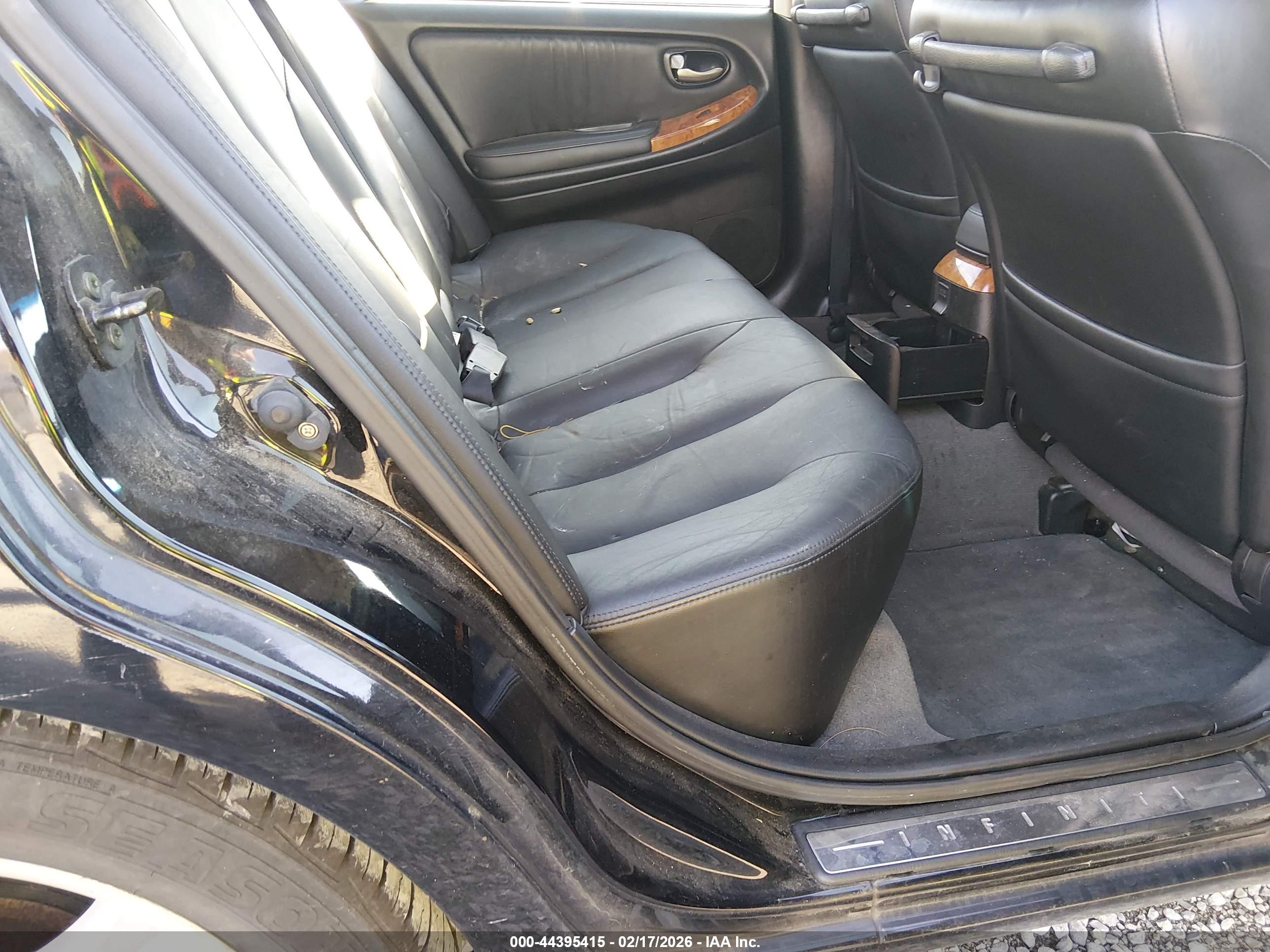 INFINITI I35 image 8
