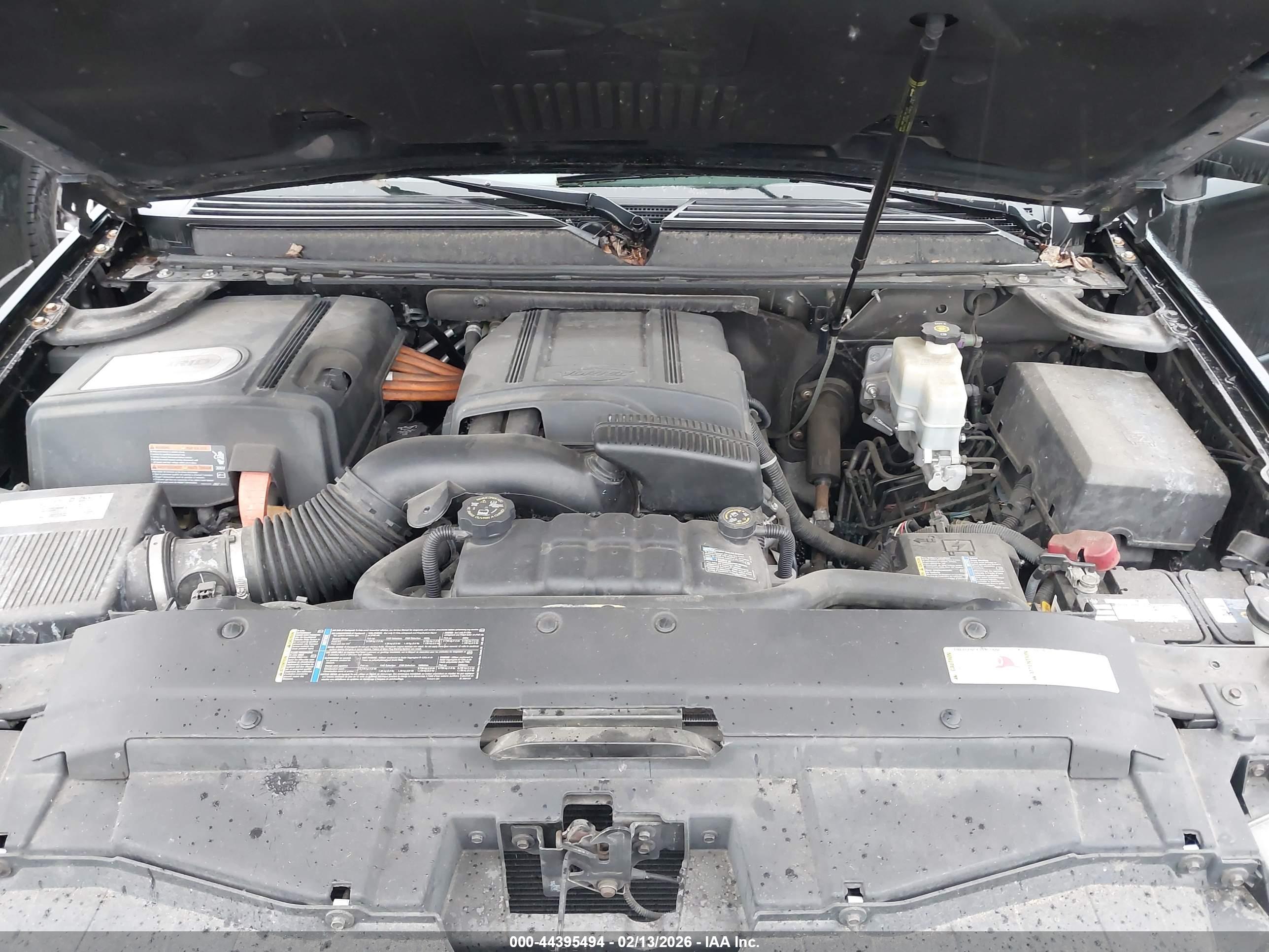 CHEVROLET TAHOE image 10