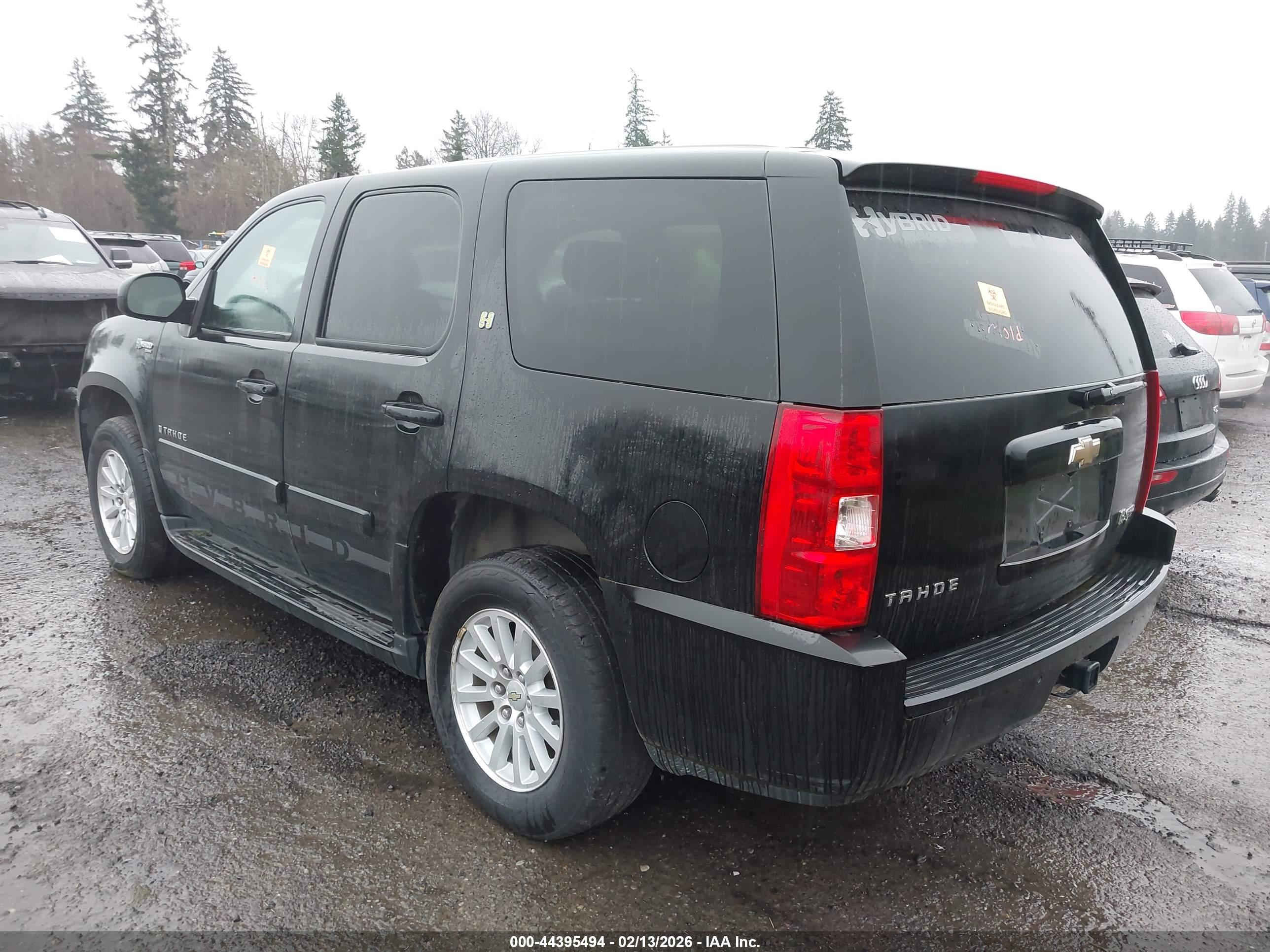 CHEVROLET TAHOE image 3