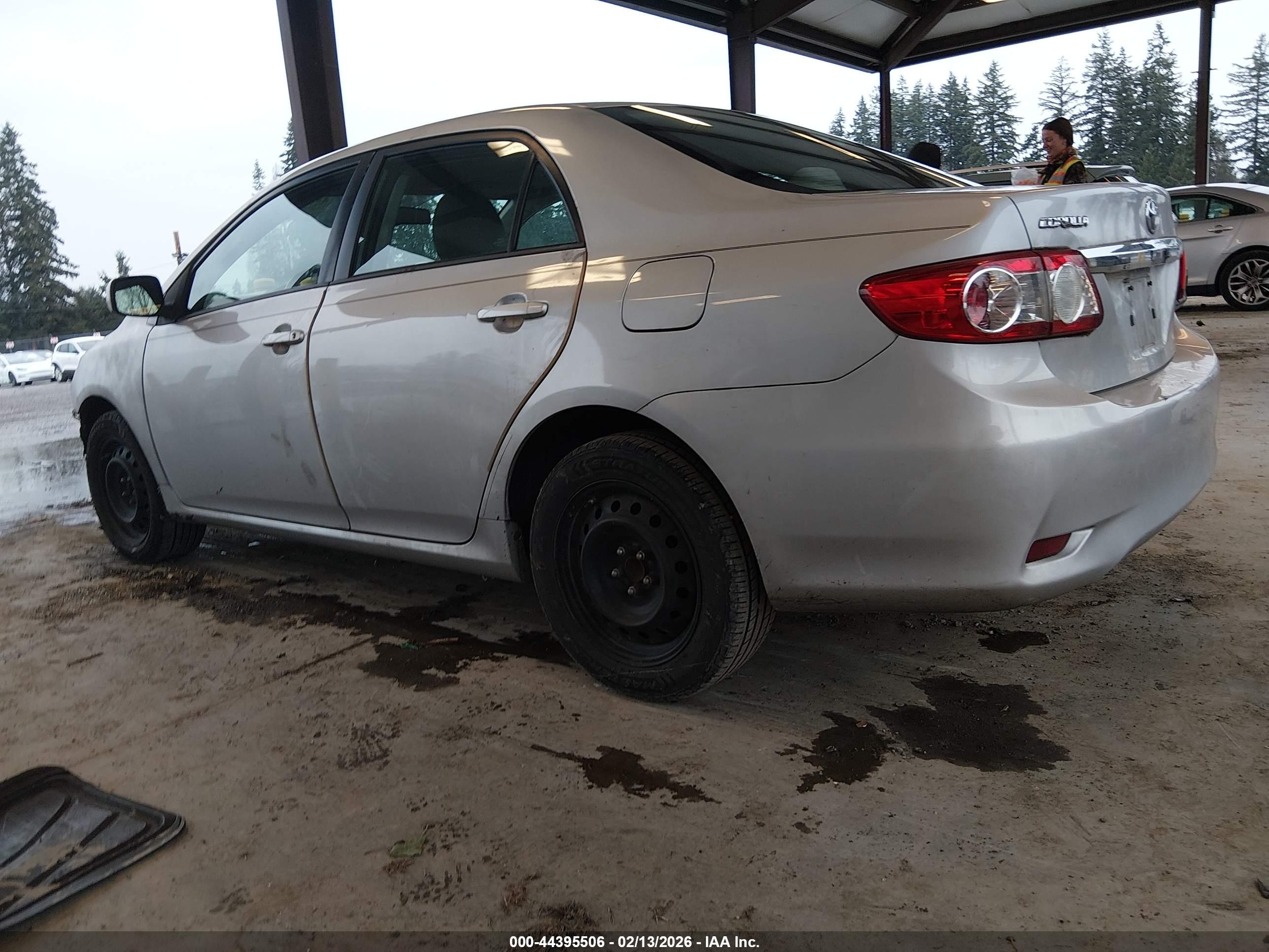 TOYOTA COROLLA image 3